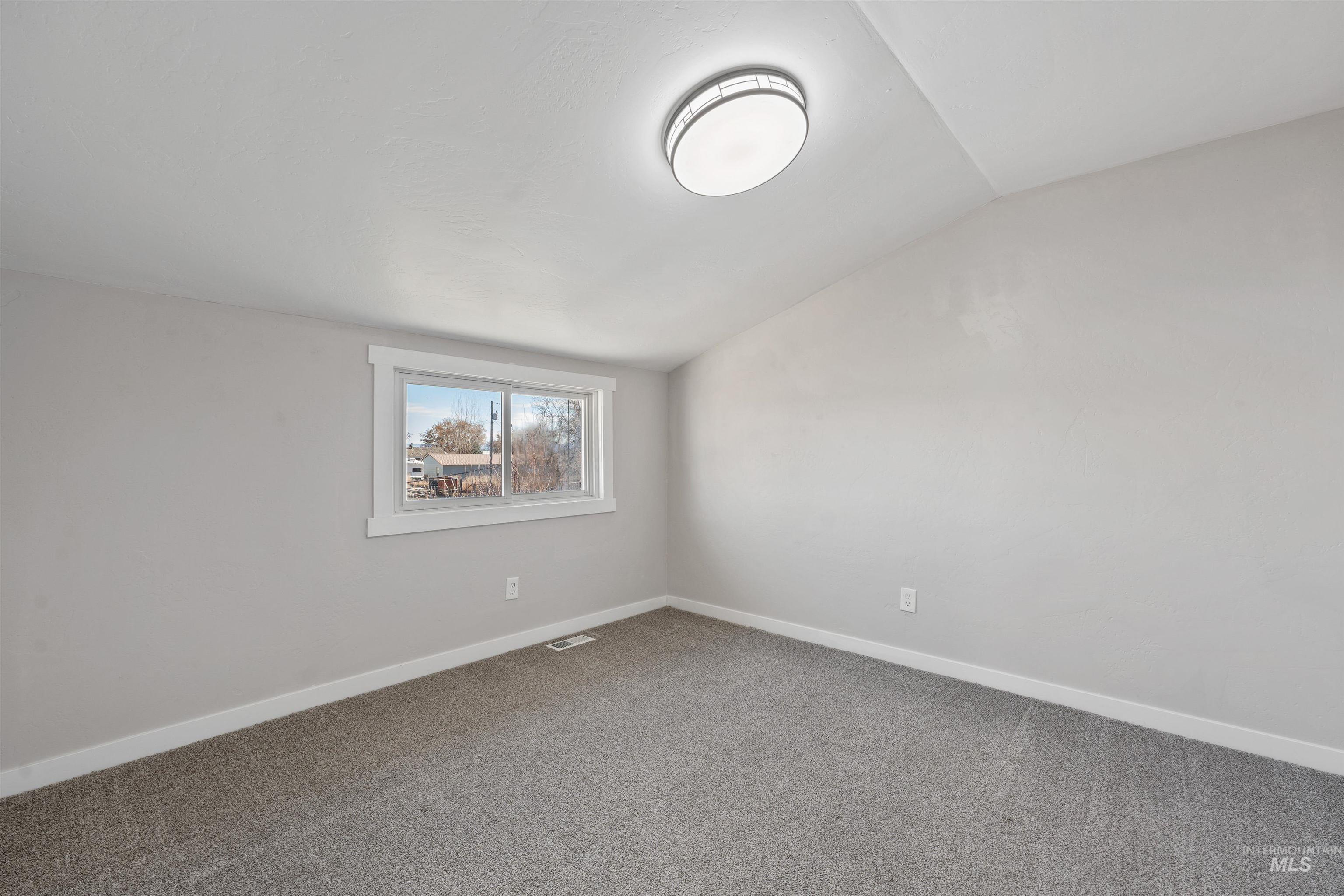 489 W 45 N, Burley, Idaho 83318, 6 Bedrooms, 4 Bathrooms, Residential For Sale, Price $495,000, 98976382