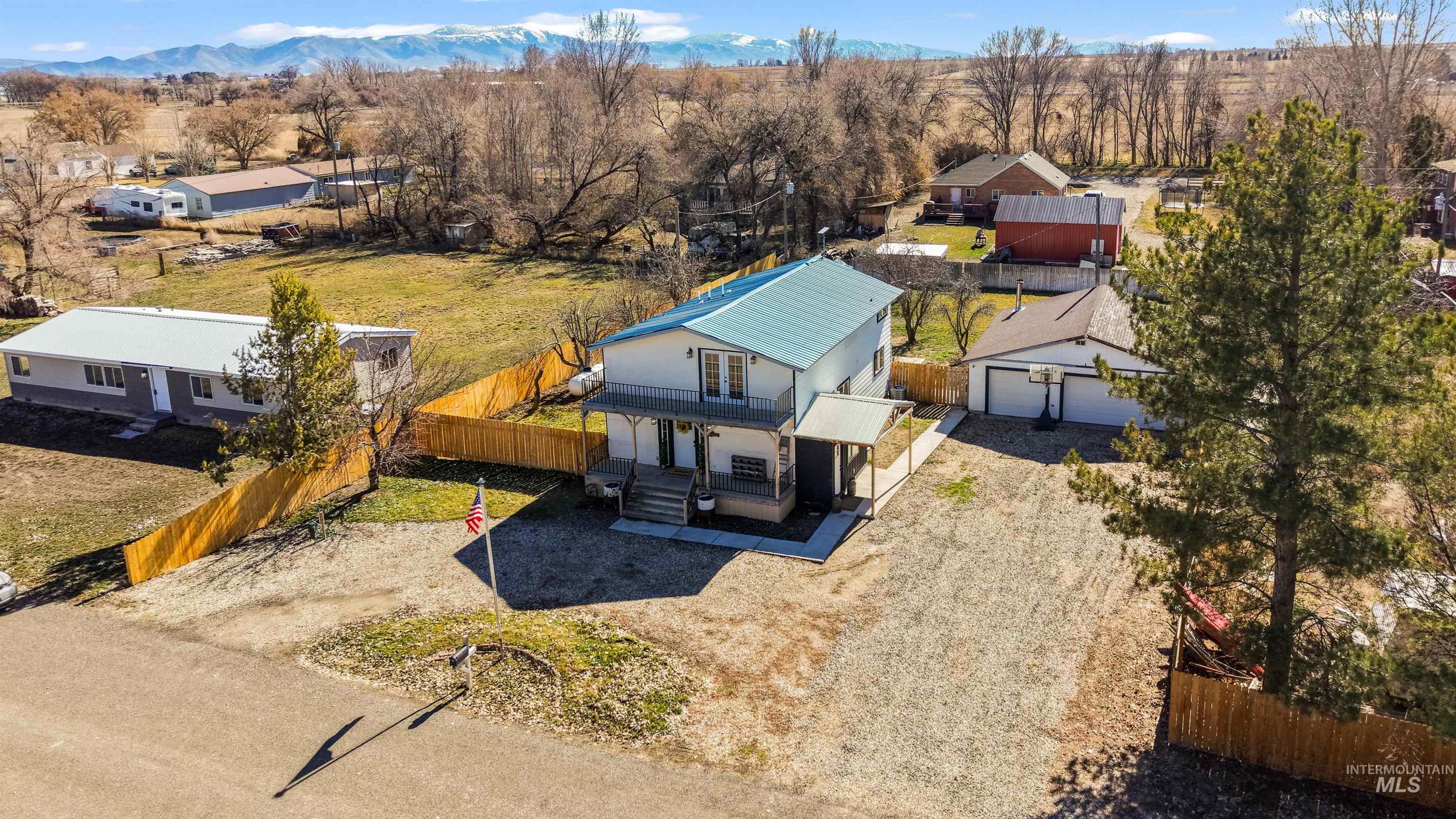 489 W 45 N, Burley, Idaho 83318, 6 Bedrooms, 4 Bathrooms, Residential For Sale, Price $495,000, 98976382