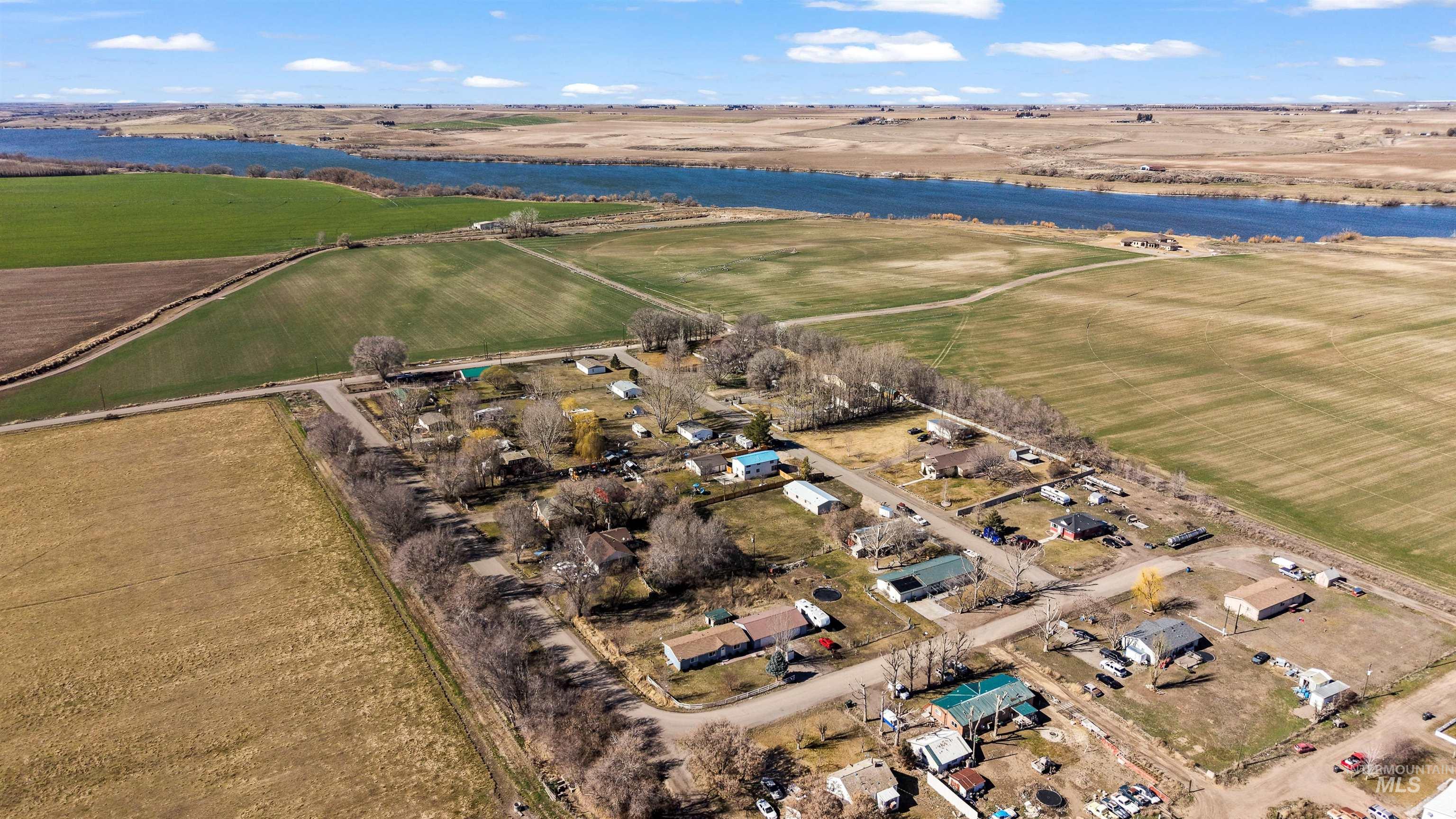 489 W 45 N, Burley, Idaho 83318, 6 Bedrooms, 4 Bathrooms, Residential For Sale, Price $495,000, 98976382