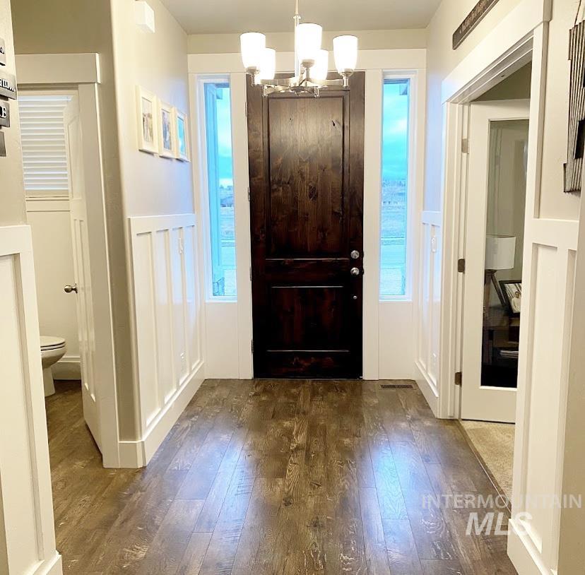 8581 Silverwood Way, Middleton, Idaho 83644, 4 Bedrooms, 3.5 Bathrooms, Residential For Sale, Price $789,000, 98976383