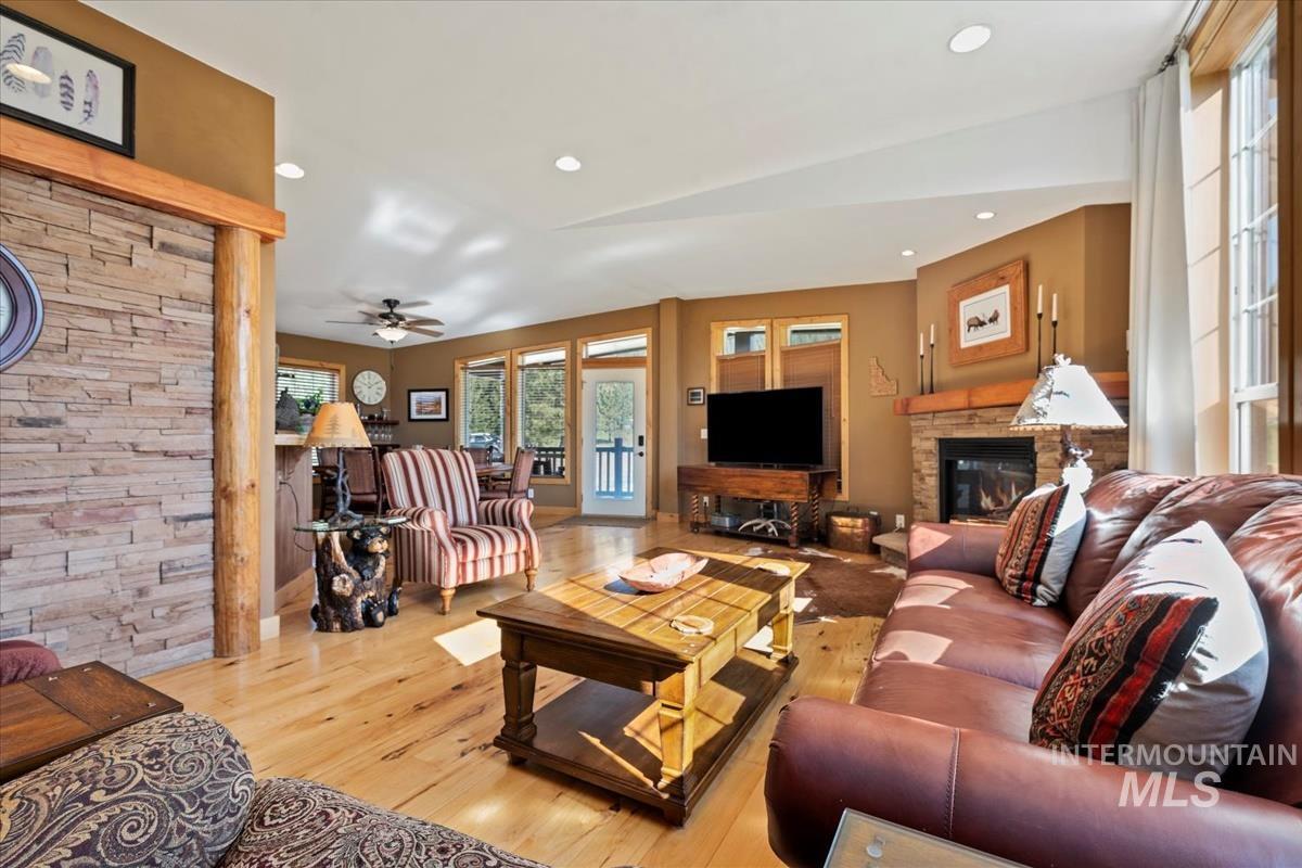 9 Spring Gulch Rd, Garden Valley, Idaho 83622, 3 Bedrooms, 2 Bathrooms, Residential For Sale, Price $684,900, 98976384