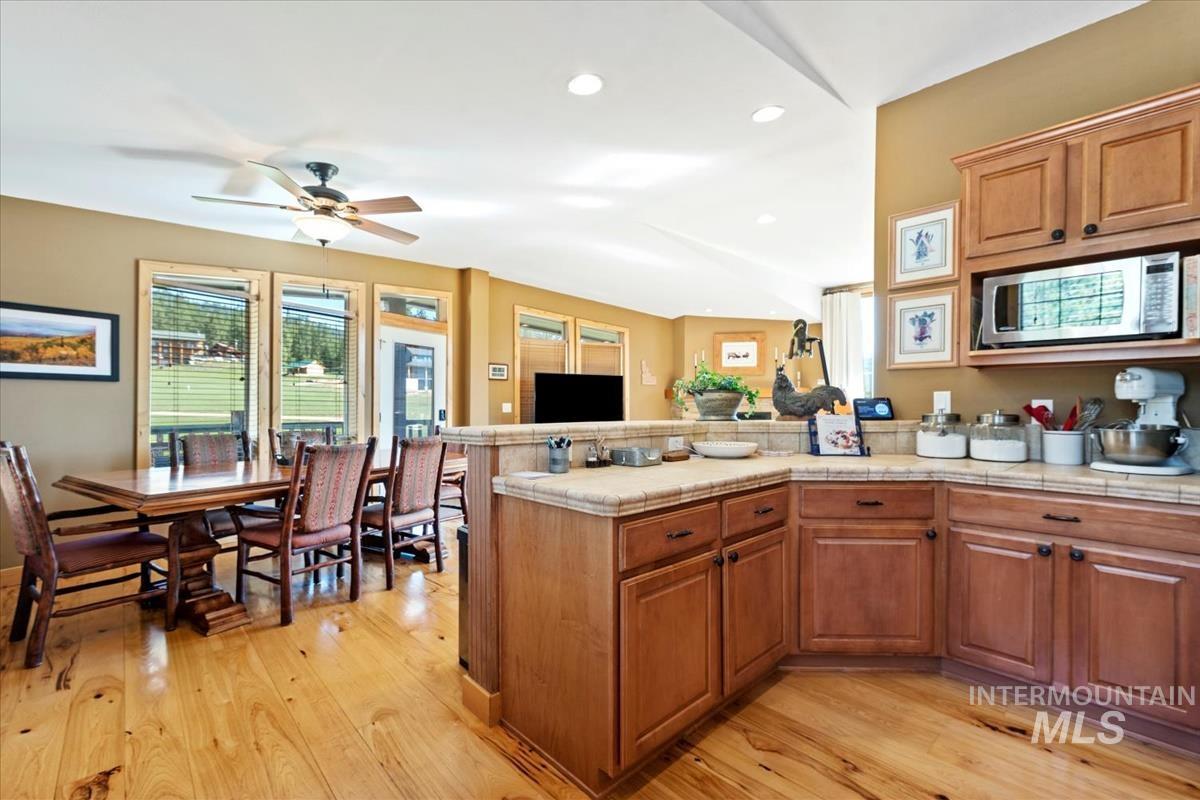 9 Spring Gulch Rd, Garden Valley, Idaho 83622, 3 Bedrooms, 2 Bathrooms, Residential For Sale, Price $684,900, 98976384