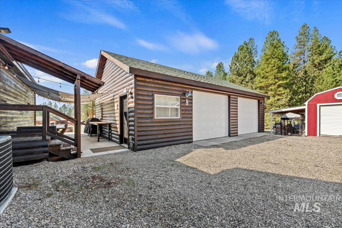9 Spring Gulch Rd, Garden Valley, Idaho 83622, 3 Bedrooms, 2 Bathrooms, Residential For Sale, Price $684,900, 98976384