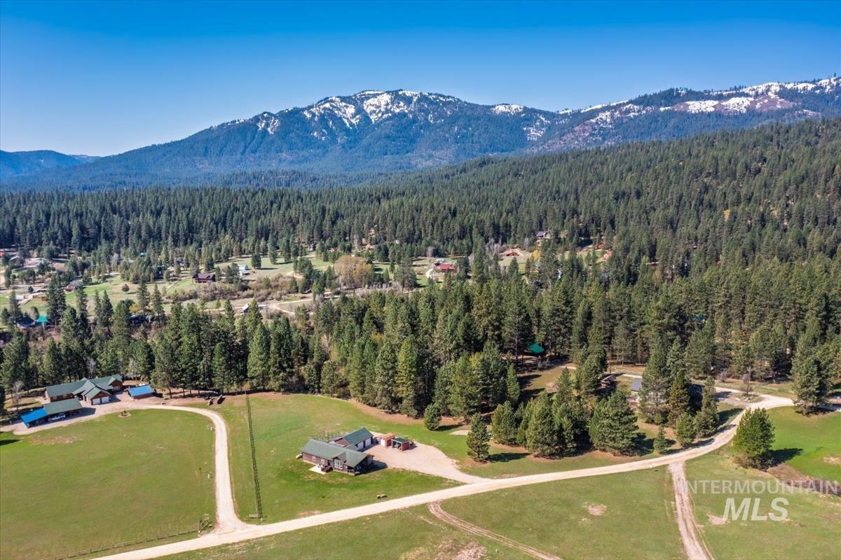 9 Spring Gulch Rd, Garden Valley, Idaho 83622, 3 Bedrooms, 2 Bathrooms, Residential For Sale, Price $684,900, 98976384