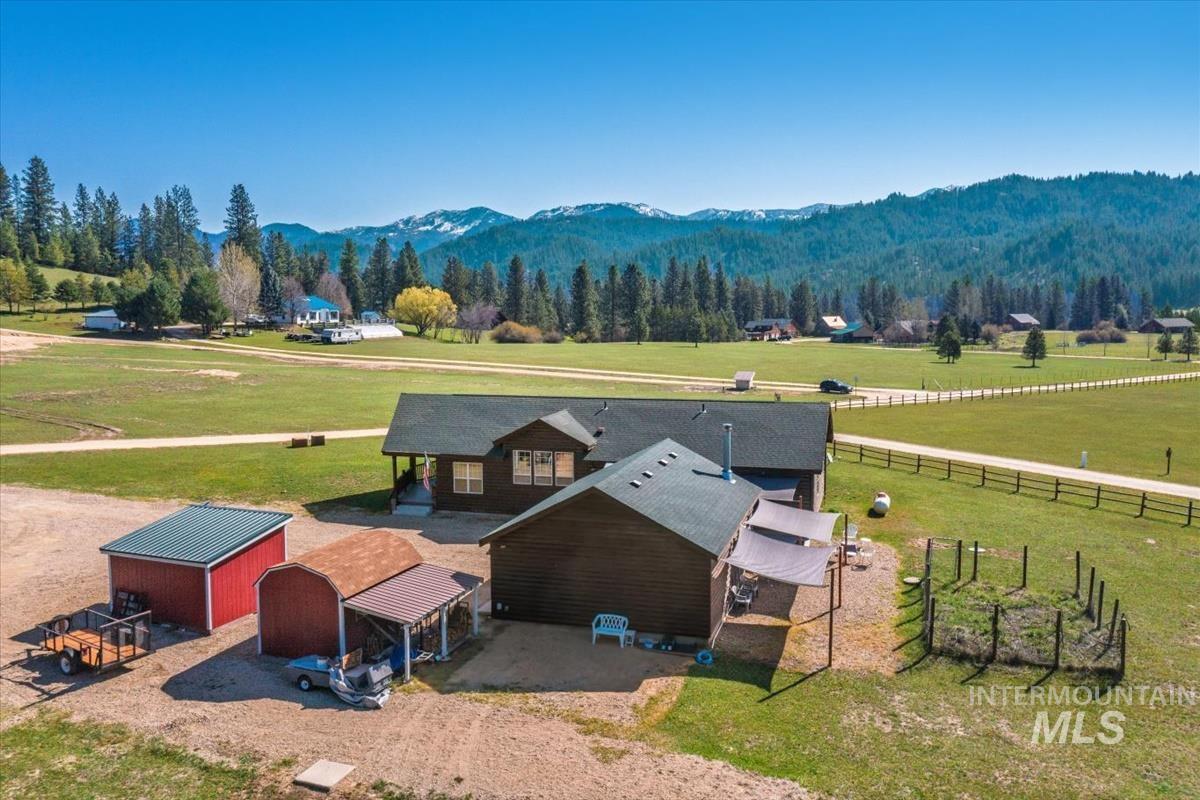 9 Spring Gulch Rd, Garden Valley, Idaho 83622, 3 Bedrooms, 2 Bathrooms, Residential For Sale, Price $684,900, 98976384
