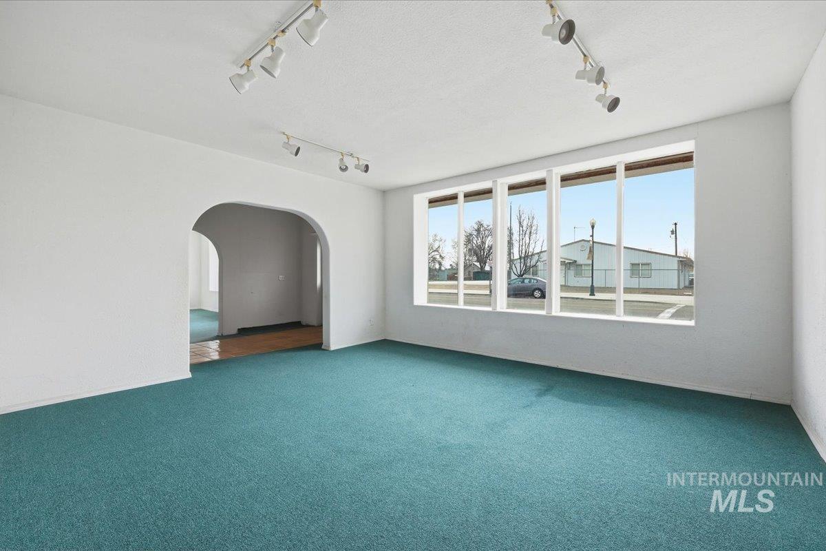 437 SW 3rd St., Fruitland, Idaho 83619, Business/Commercial For Sale, Price $295,000,MLS 98976387