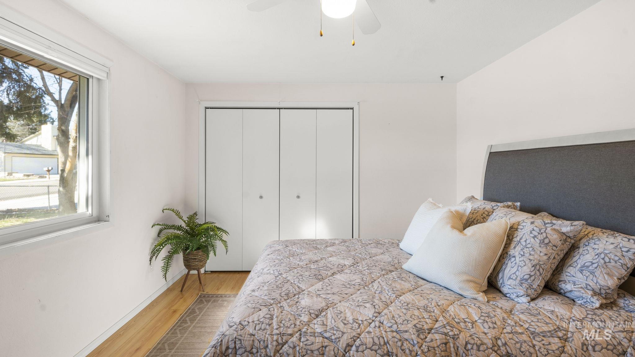 450 N Stierman Way, Eagle, Idaho 83616, 3 Bedrooms, 2 Bathrooms, Residential For Sale, Price $435,000, 98976390