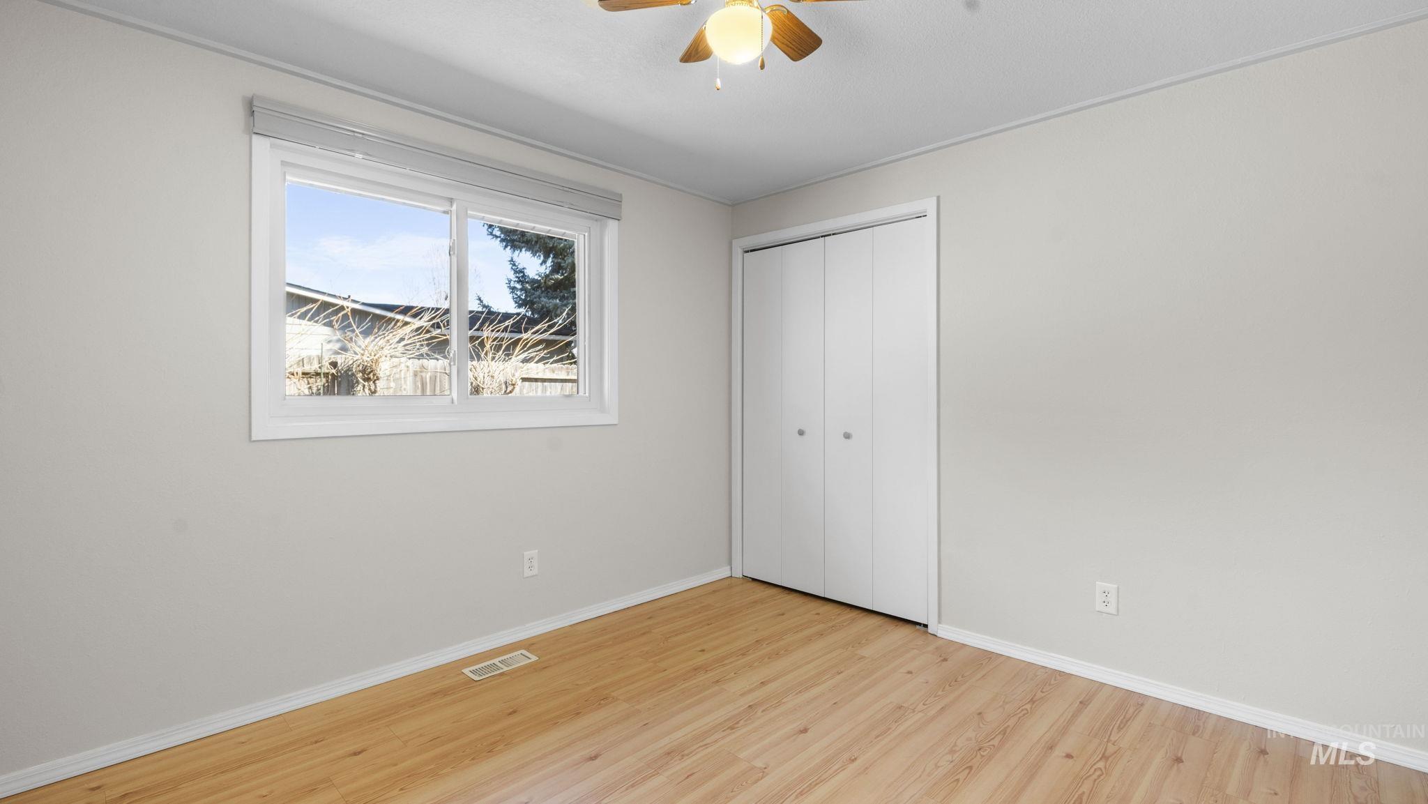 450 N Stierman Way, Eagle, Idaho 83616, 3 Bedrooms, 2 Bathrooms, Residential For Sale, Price $435,000, 98976390