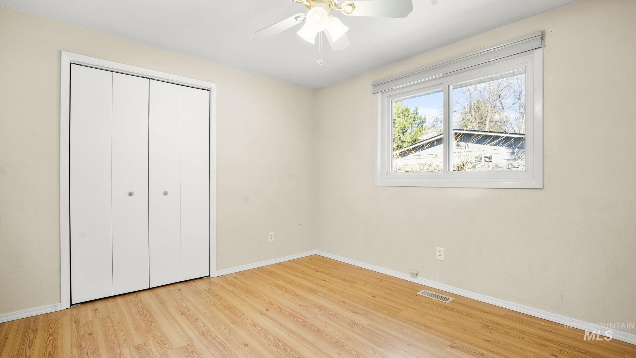 450 N Stierman Way, Eagle, Idaho 83616, 3 Bedrooms, 2 Bathrooms, Residential For Sale, Price $435,000, 98976390