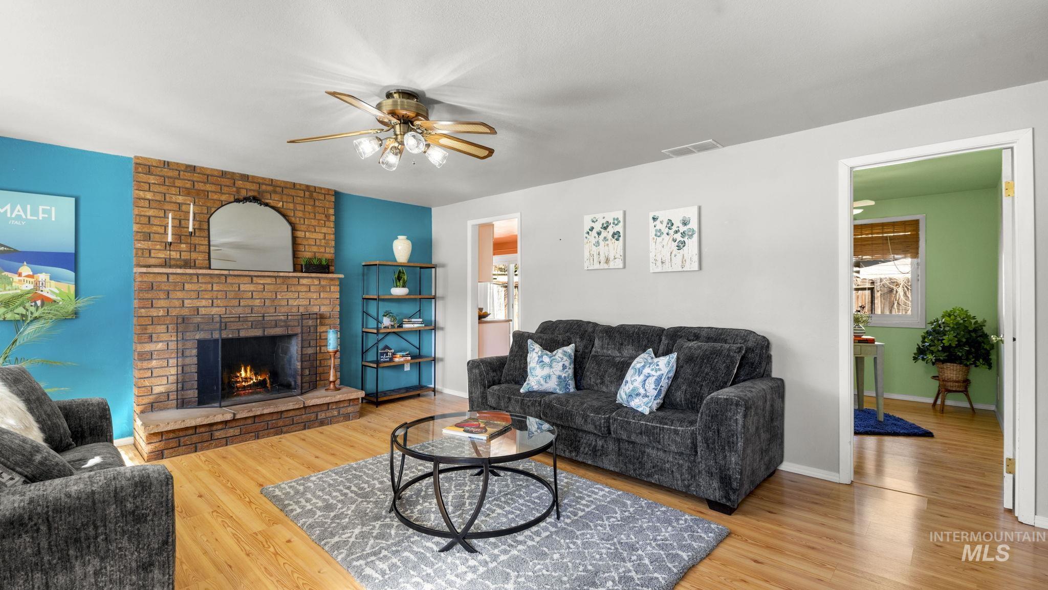 450 N Stierman Way, Eagle, Idaho 83616, 3 Bedrooms, 2 Bathrooms, Residential For Sale, Price $435,000, 98976390