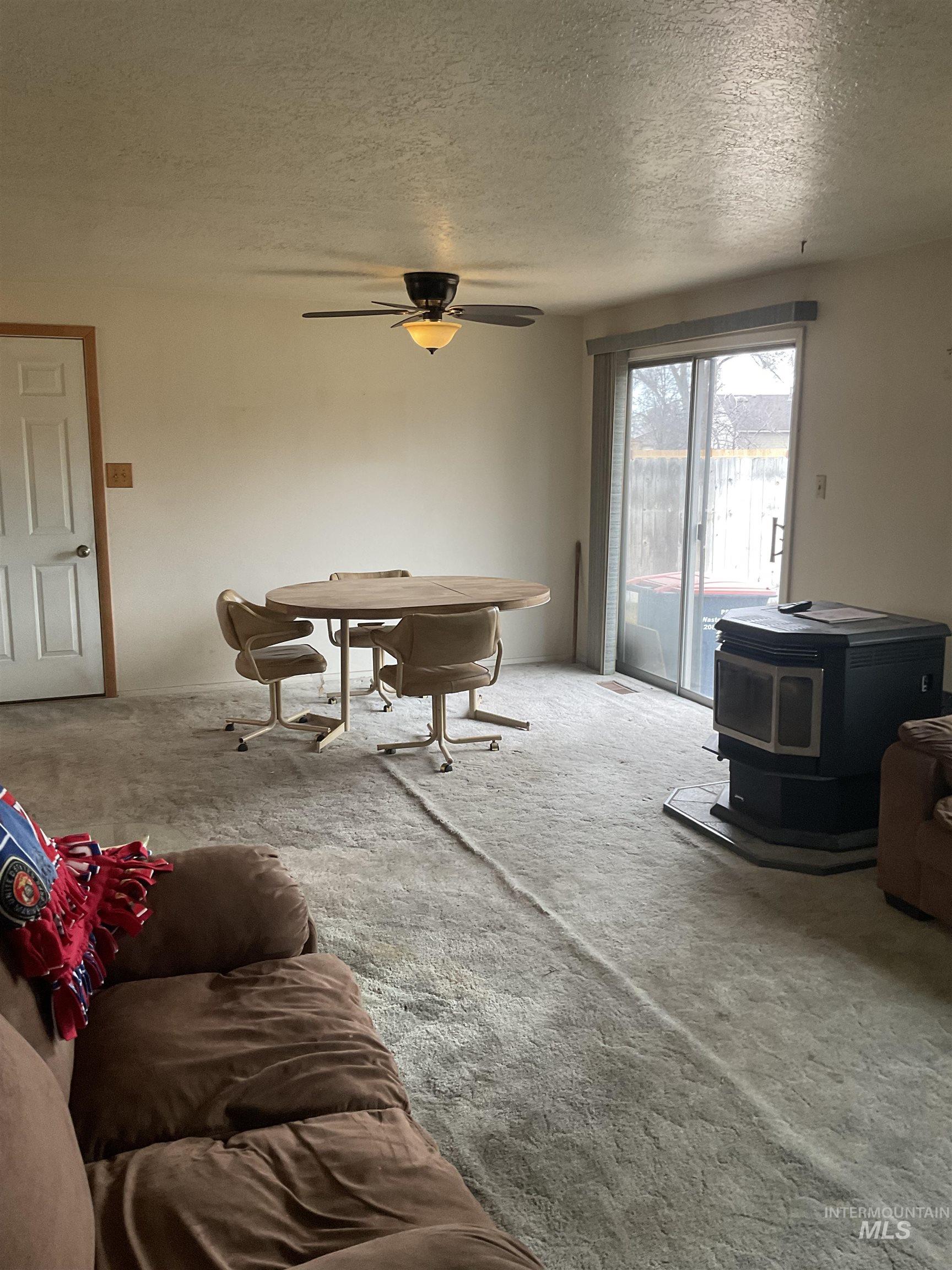 1166 Starfire St, Twin Falls, Idaho 83301, 3 Bedrooms, 2 Bathrooms, Residential For Sale, Price $315,000, 98976391