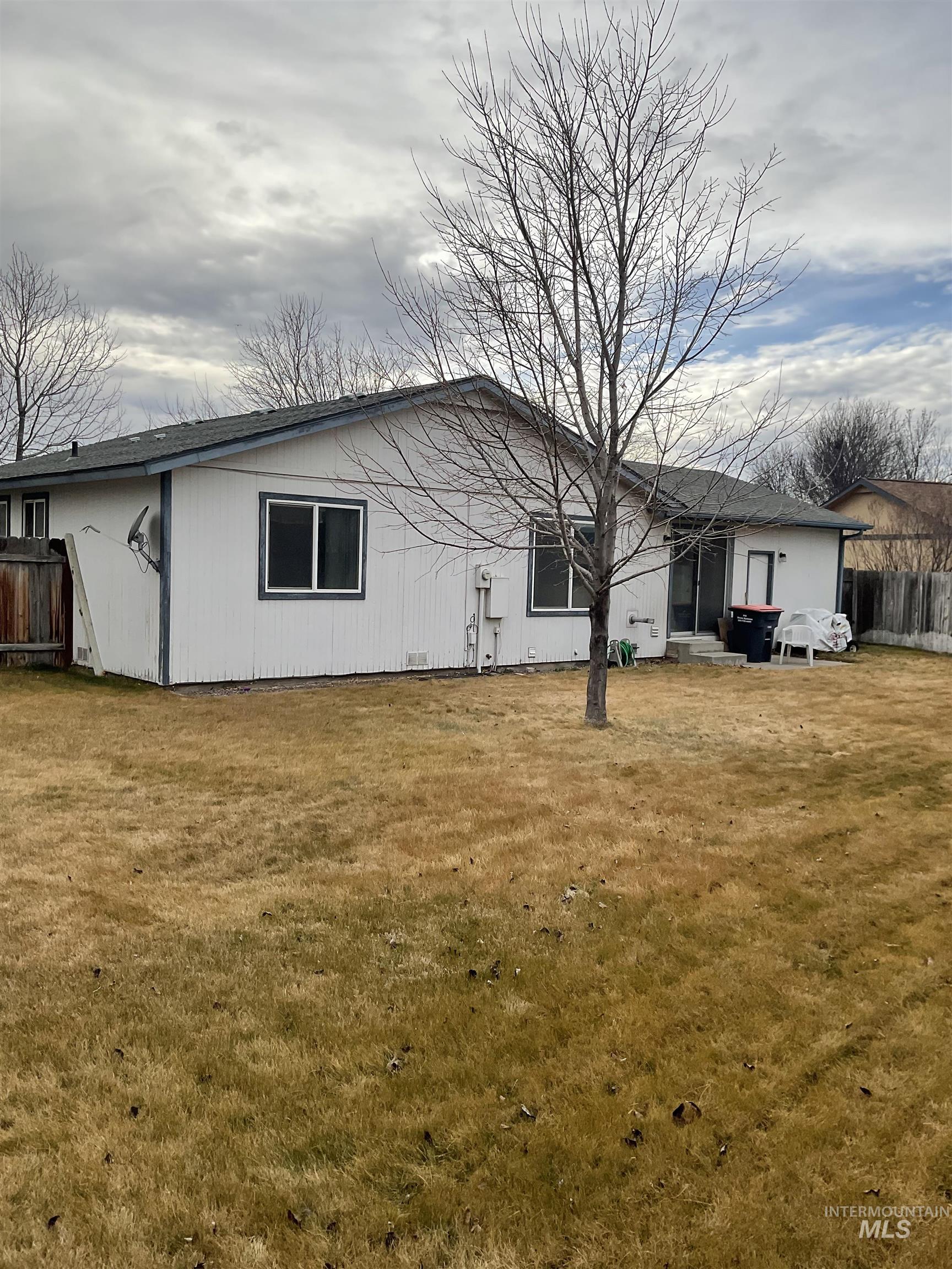 1166 Starfire St, Twin Falls, Idaho 83301, 3 Bedrooms, 2 Bathrooms, Residential For Sale, Price $315,000, 98976391