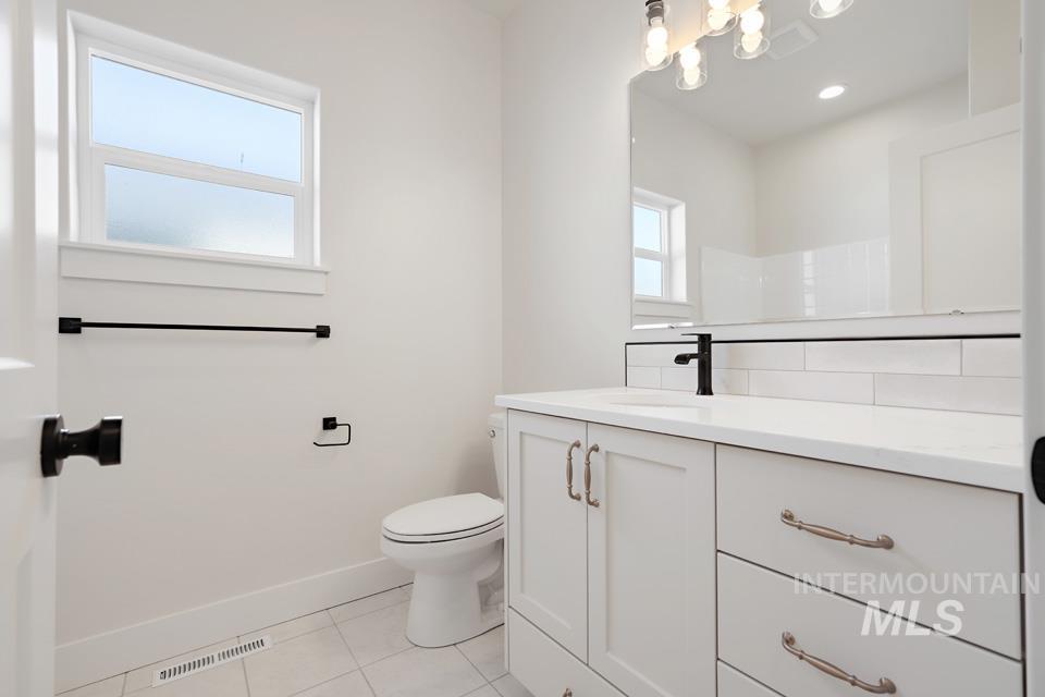 305 Bobcat, Fruitland, Idaho 83619, 3 Bedrooms, 2 Bathrooms, Residential For Sale, Price $429,500, 98976394