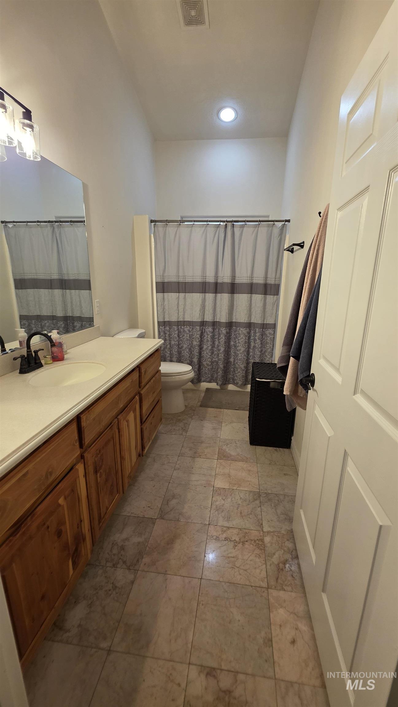 4434 W Vaquero Ln, Meridian, Idaho 83642, 5 Bedrooms, 4 Bathrooms, Residential For Sale, Price $1,350,000, 98976396