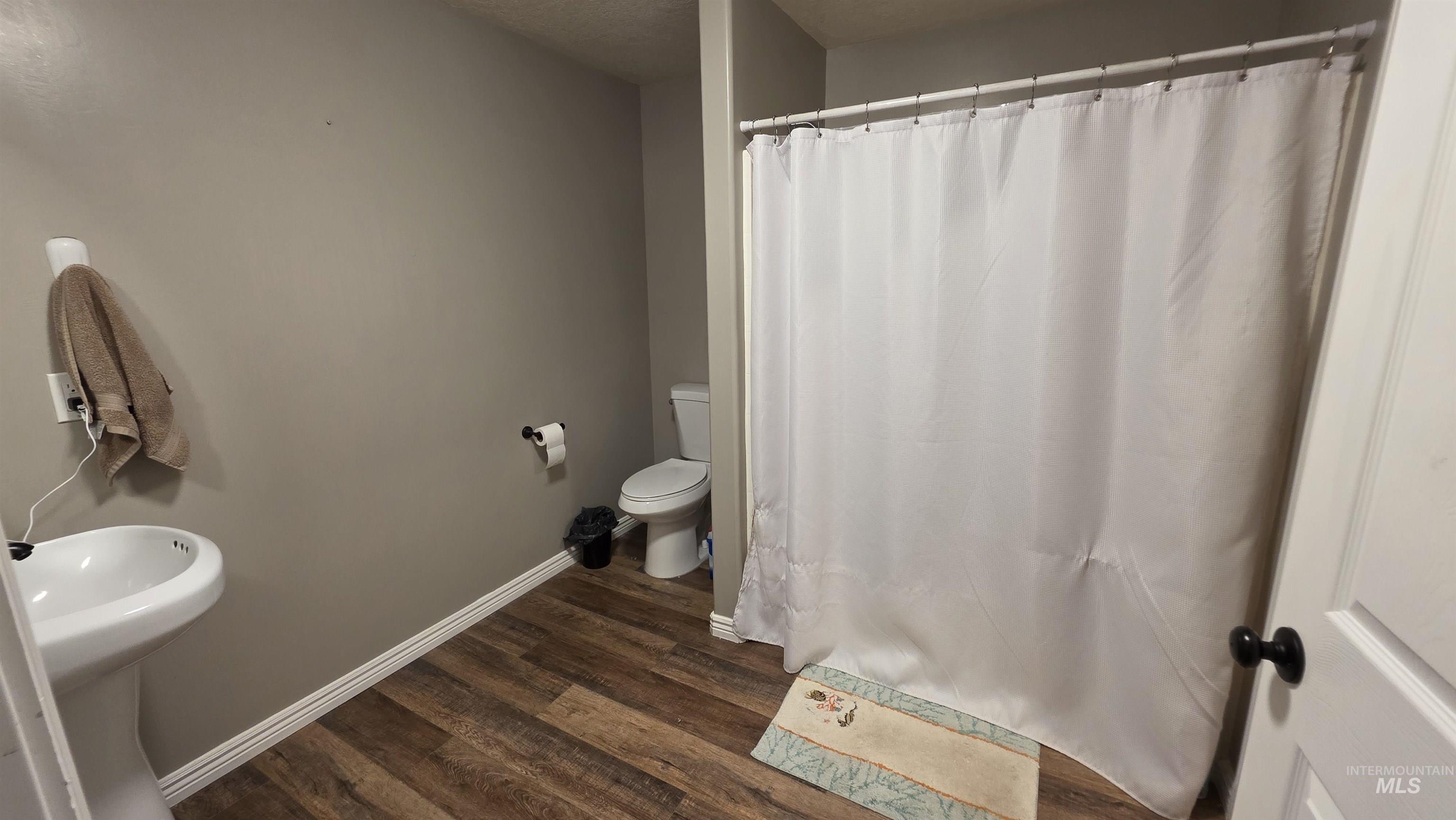 4434 W Vaquero Ln, Meridian, Idaho 83642, 5 Bedrooms, 4 Bathrooms, Residential For Sale, Price $1,350,000, 98976396