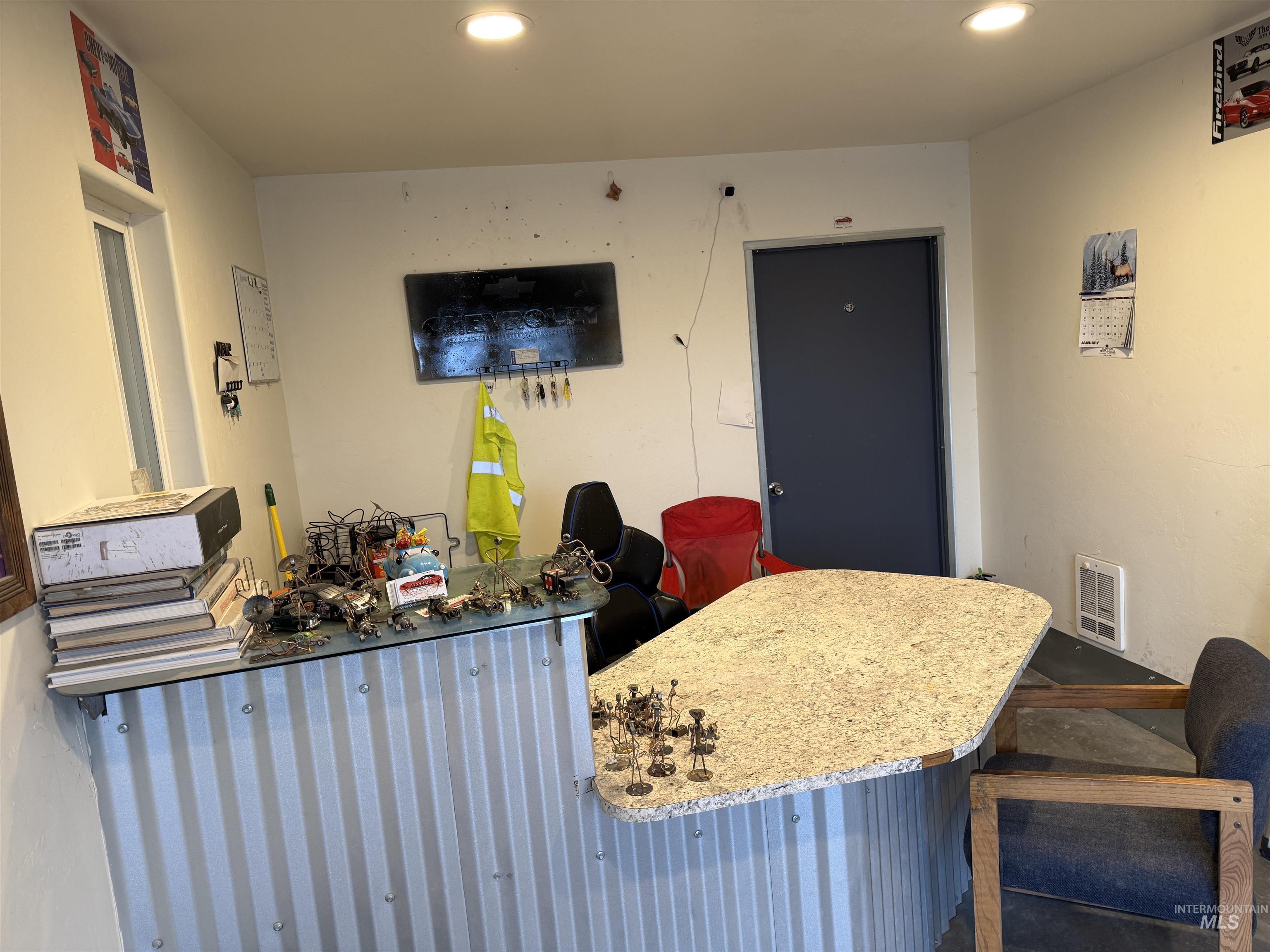 727 W Main Street, Burley, Idaho 83318, Business/Commercial For Sale, Price $680,000,MLS 98976397