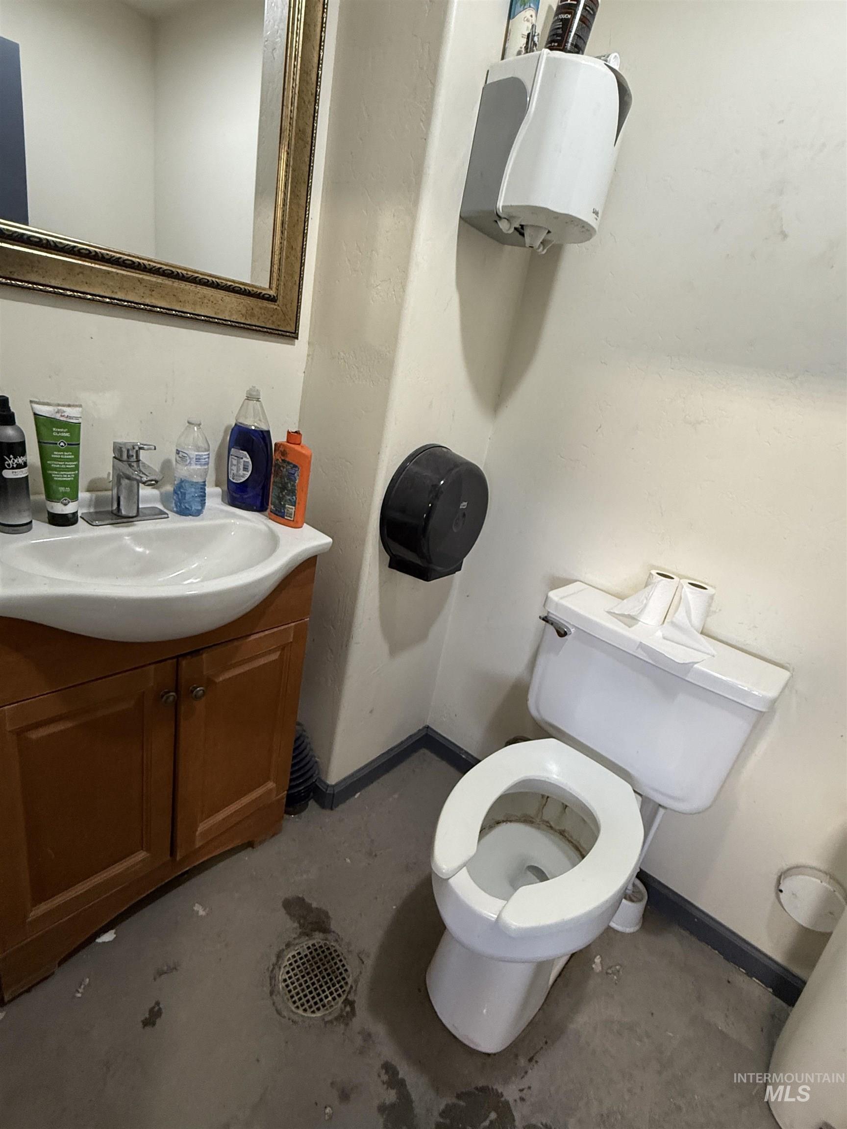 727 W Main Street, Burley, Idaho 83318, Business/Commercial For Sale, Price $680,000,MLS 98976397