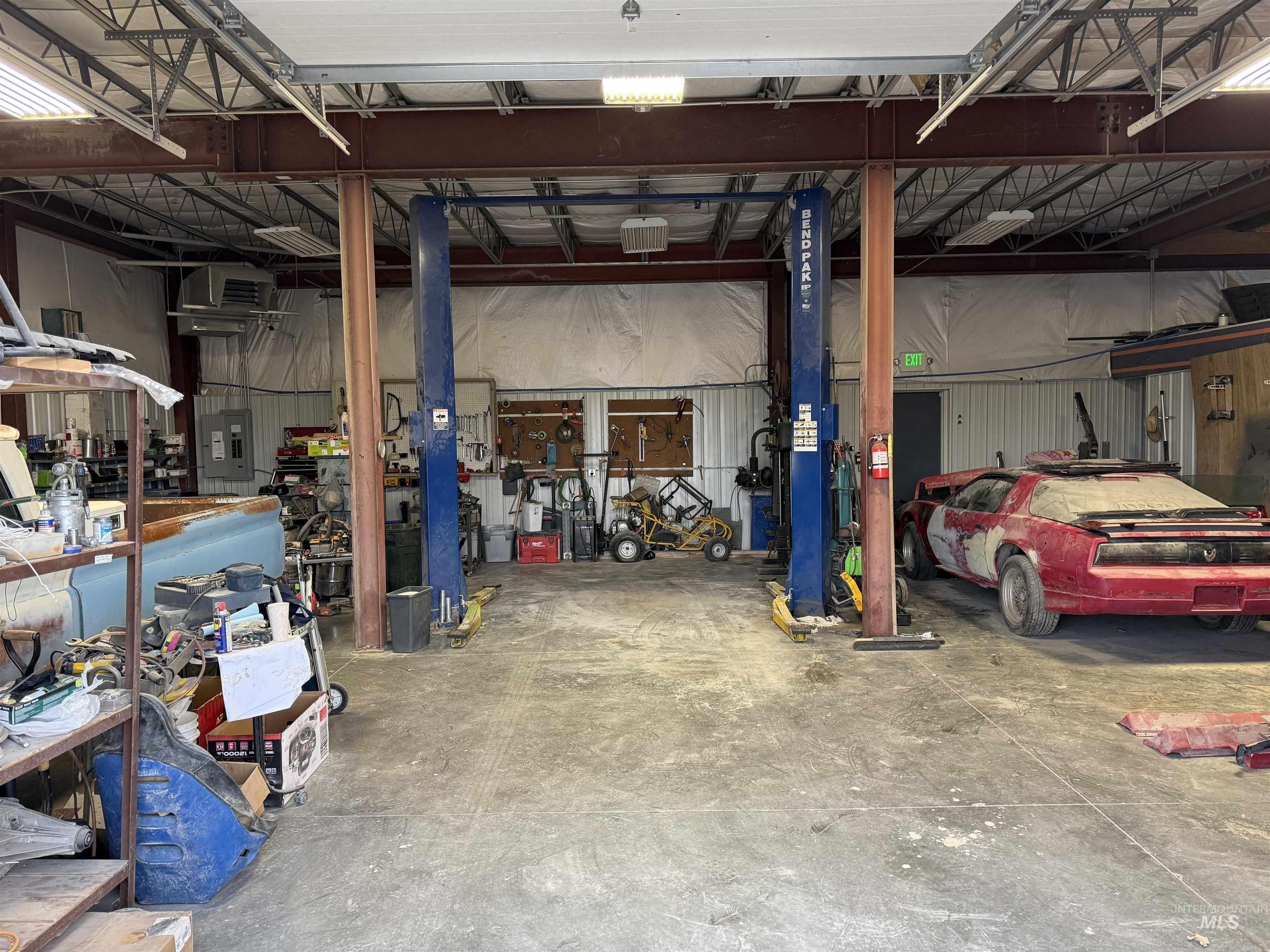 727 W Main Street, Burley, Idaho 83318, Business/Commercial For Sale, Price $680,000,MLS 98976397