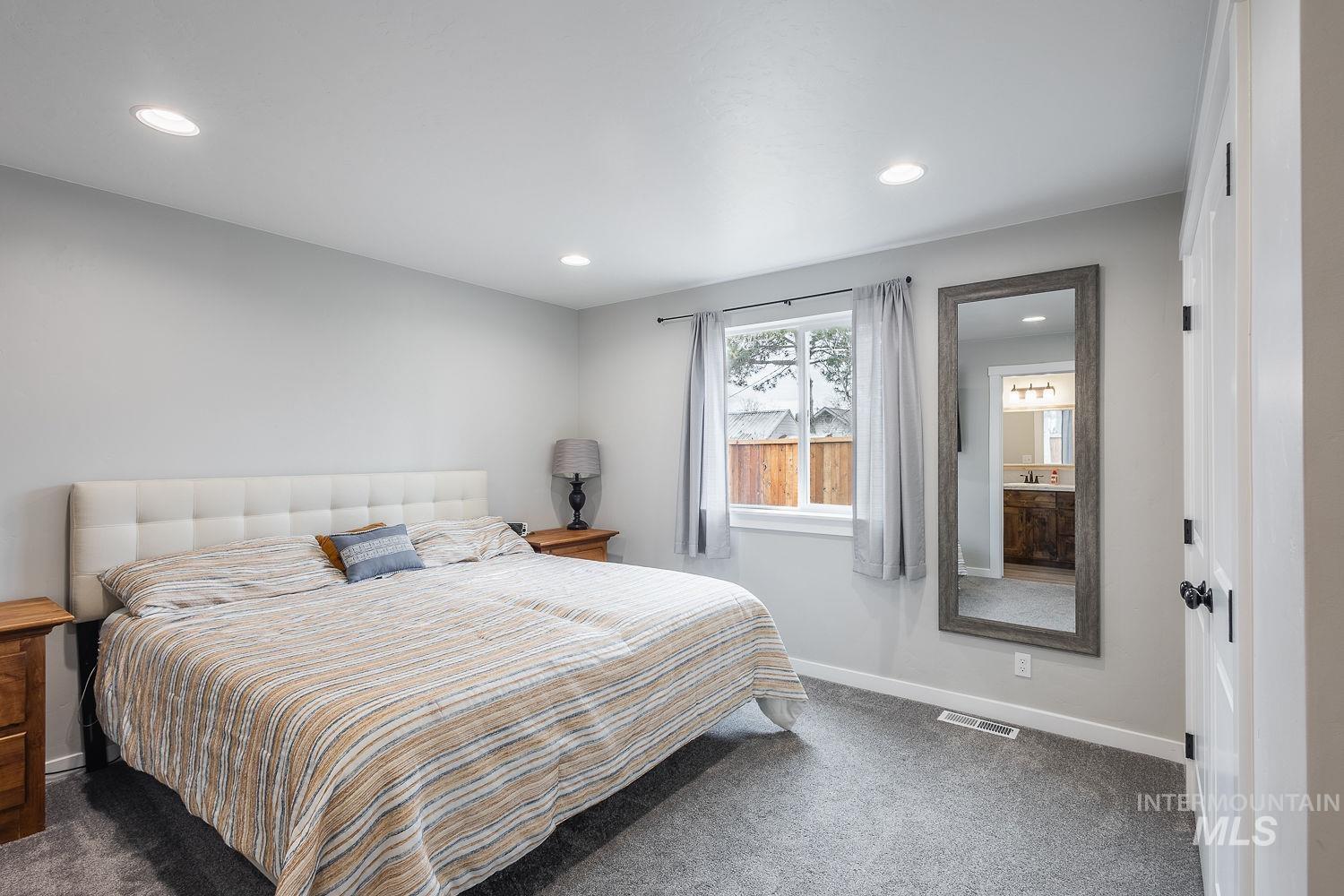 310 W owyhee ave., Homedale, Idaho 83628, 3 Bedrooms, 2 Bathrooms, Residential For Sale, Price $355,000, 98976398