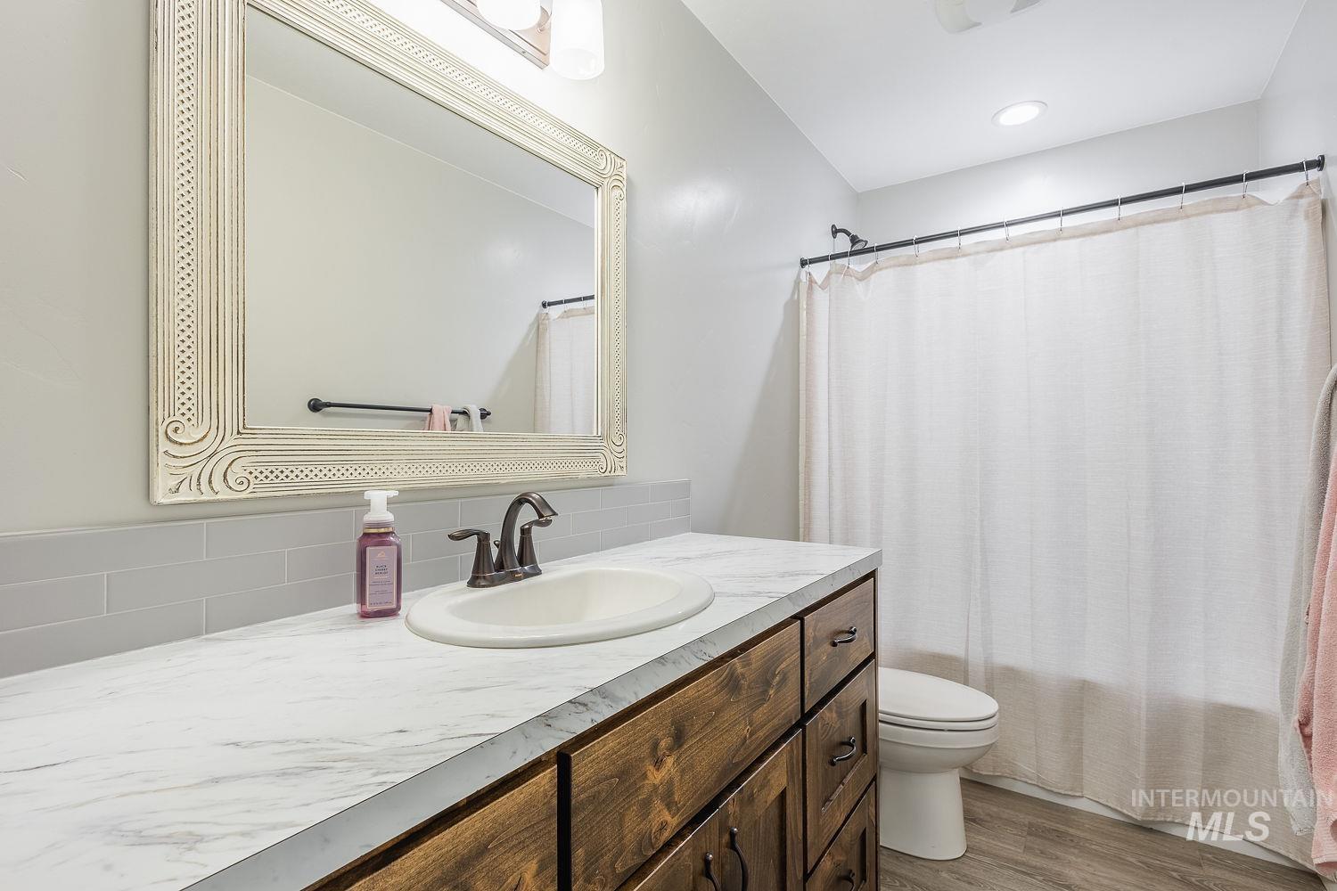 310 W owyhee ave., Homedale, Idaho 83628, 3 Bedrooms, 2 Bathrooms, Residential For Sale, Price $355,000, 98976398