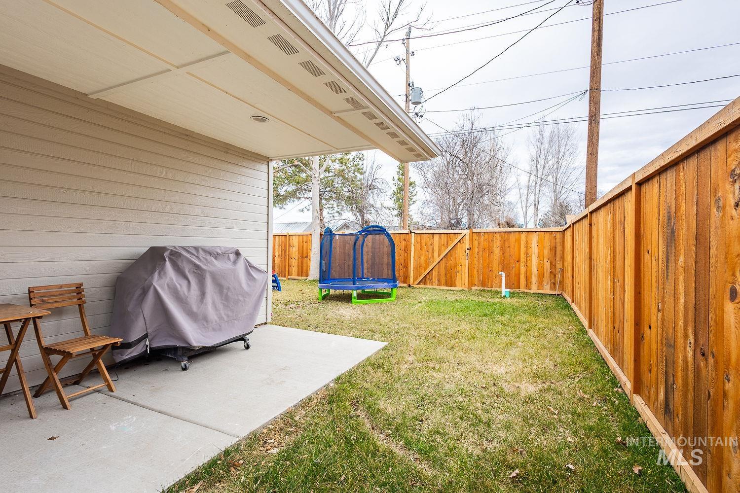 310 W owyhee ave., Homedale, Idaho 83628, 3 Bedrooms, 2 Bathrooms, Residential For Sale, Price $355,000, 98976398