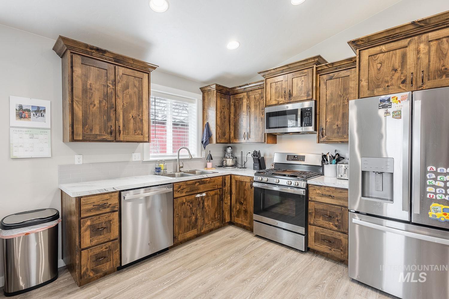 310 W owyhee ave., Homedale, Idaho 83628, 3 Bedrooms, 2 Bathrooms, Residential For Sale, Price $355,000, 98976398