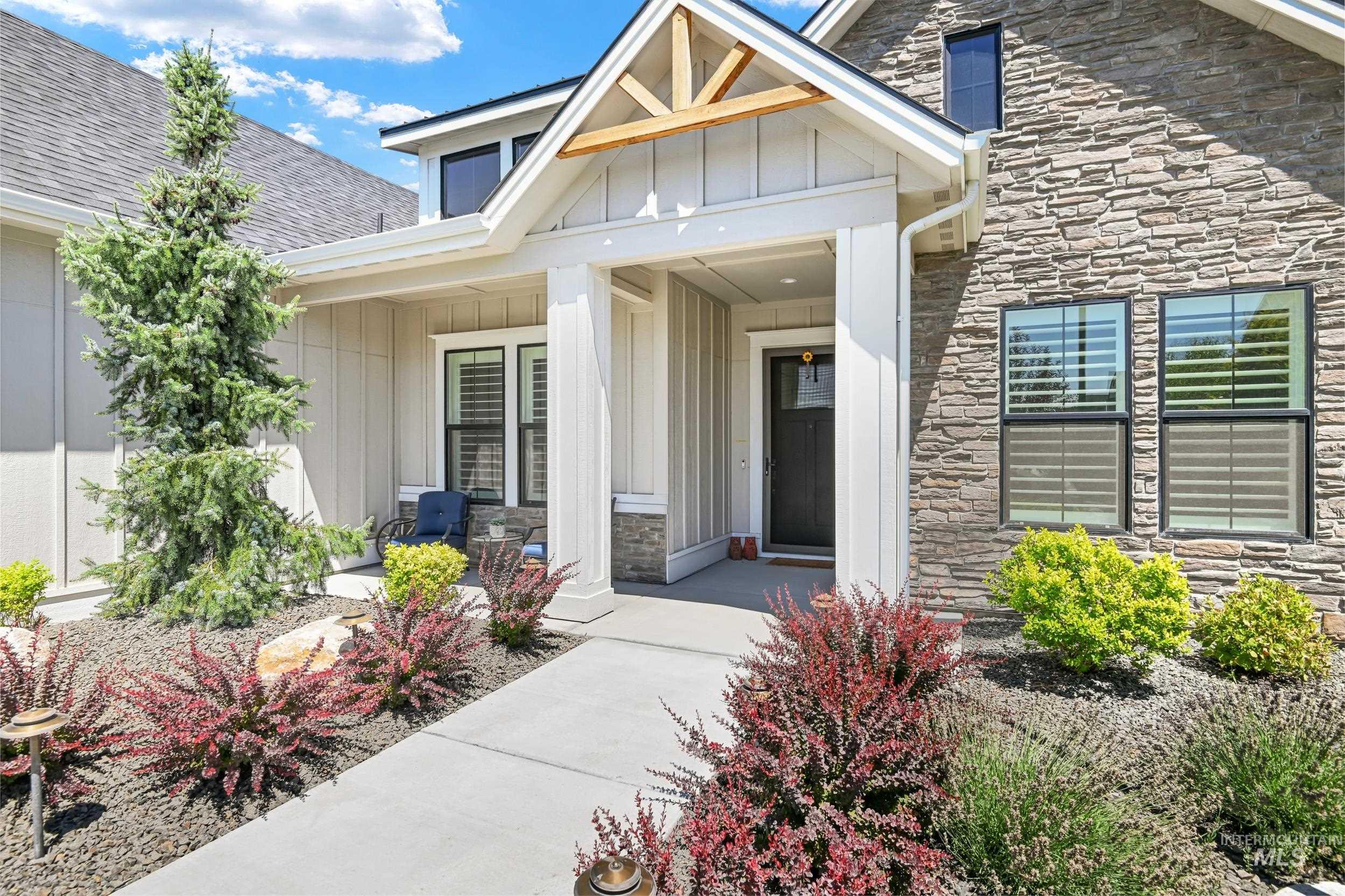 3850 W Haverhill St, Eagle, Idaho 83616, 3 Bedrooms, 2.5 Bathrooms, Residential For Sale, Price $985,000, 98976401