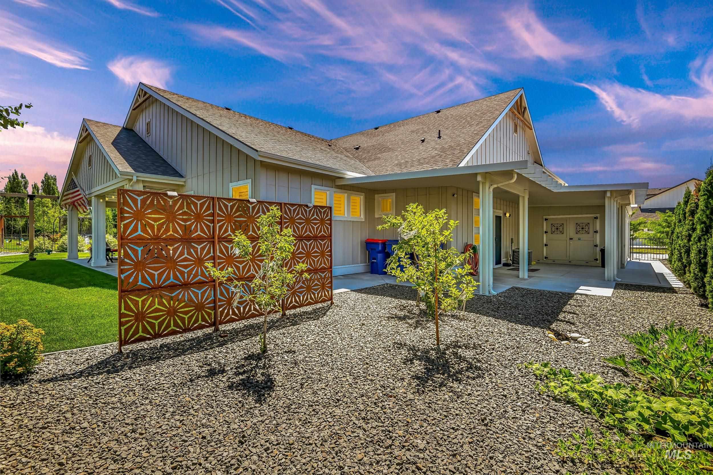 3850 W Haverhill St, Eagle, Idaho 83616, 3 Bedrooms, 2.5 Bathrooms, Residential For Sale, Price $985,000, 98976401