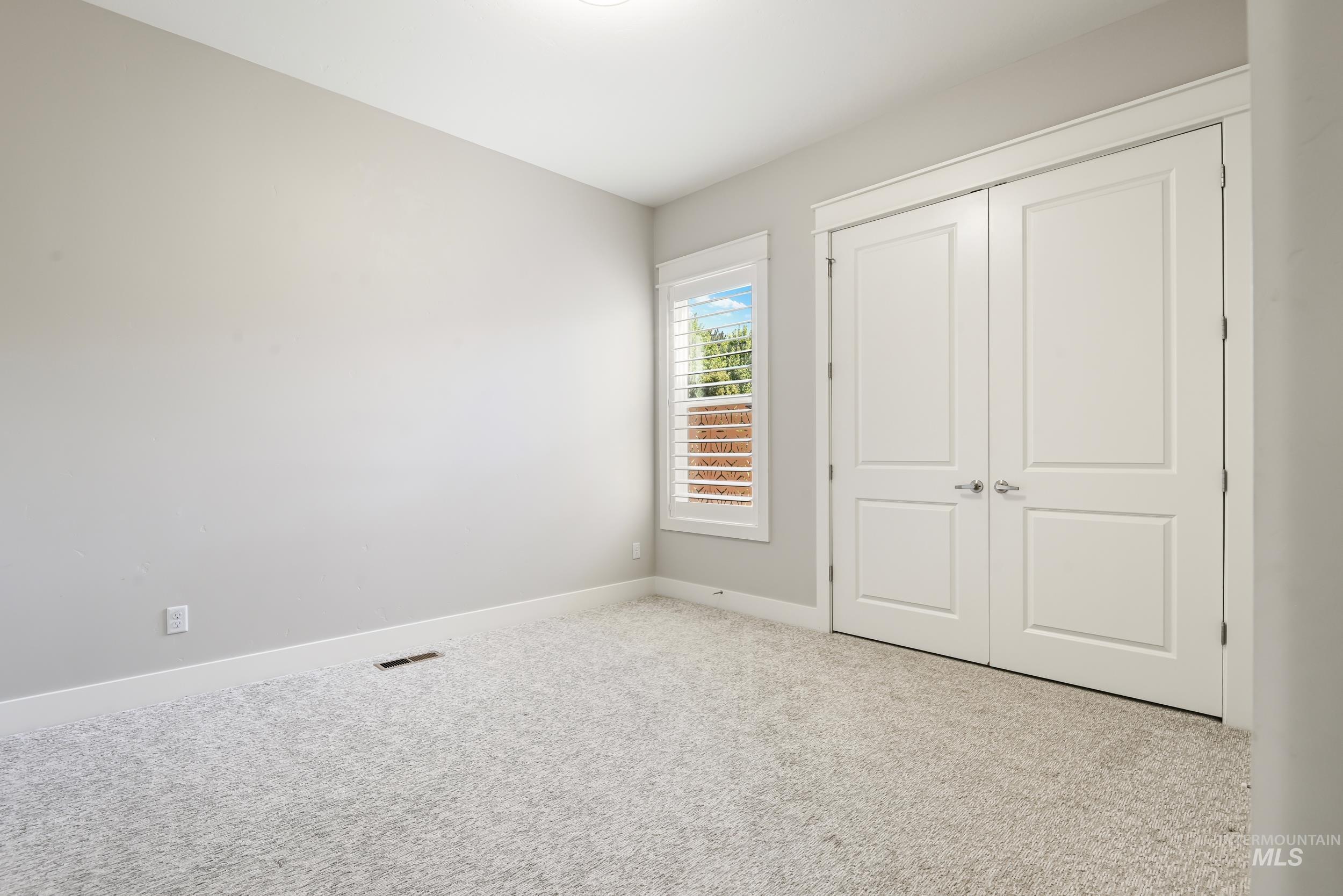 3850 W Haverhill St, Eagle, Idaho 83616, 3 Bedrooms, 2.5 Bathrooms, Residential For Sale, Price $985,000, 98976401