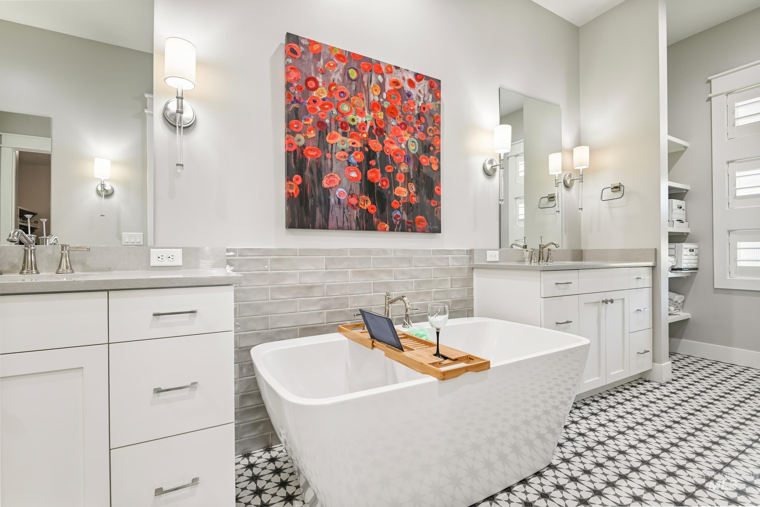 3850 W Haverhill St, Eagle, Idaho 83616, 3 Bedrooms, 2.5 Bathrooms, Residential For Sale, Price $985,000, 98976401