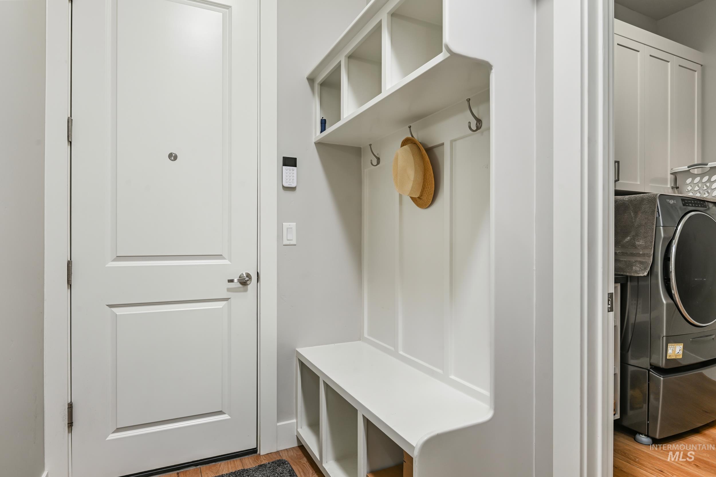 3850 W Haverhill St, Eagle, Idaho 83616, 3 Bedrooms, 2.5 Bathrooms, Residential For Sale, Price $985,000, 98976401