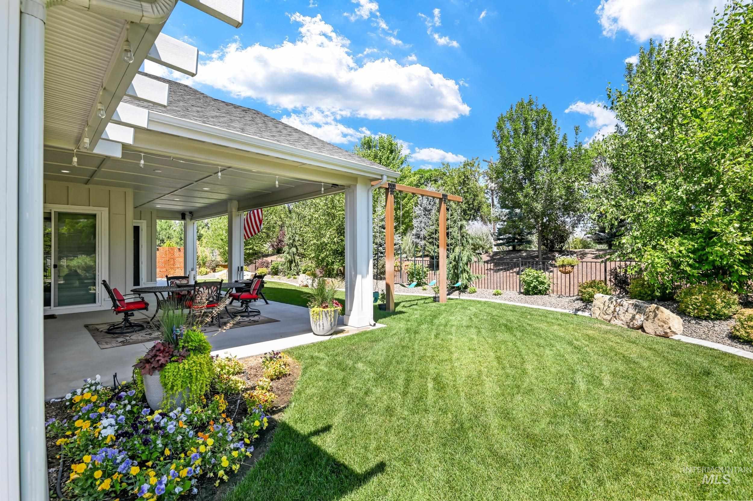 3850 W Haverhill St, Eagle, Idaho 83616, 3 Bedrooms, 2.5 Bathrooms, Residential For Sale, Price $985,000, 98976401