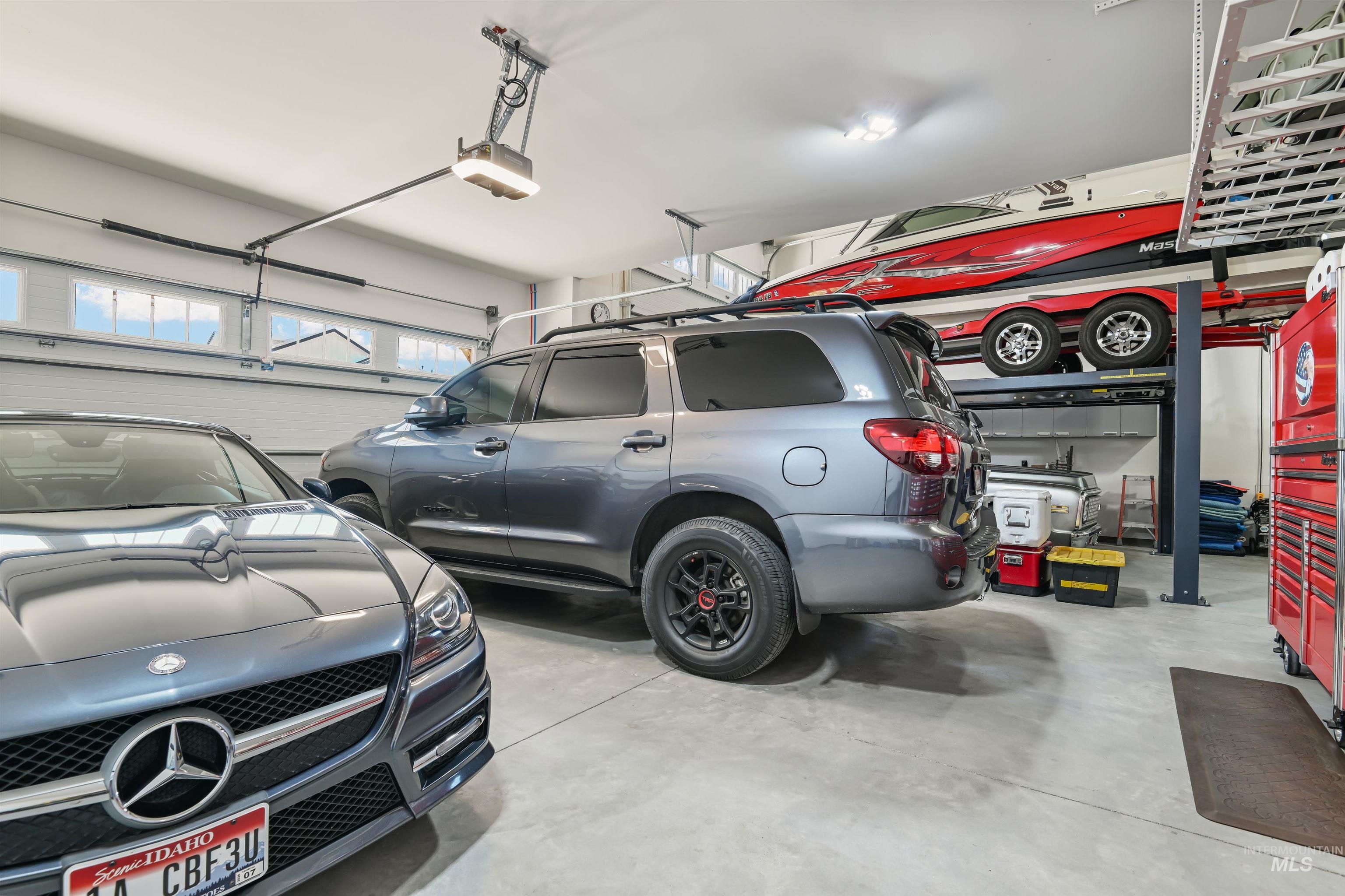 3850 W Haverhill St, Eagle, Idaho 83616, 3 Bedrooms, 2.5 Bathrooms, Residential For Sale, Price $985,000, 98976401