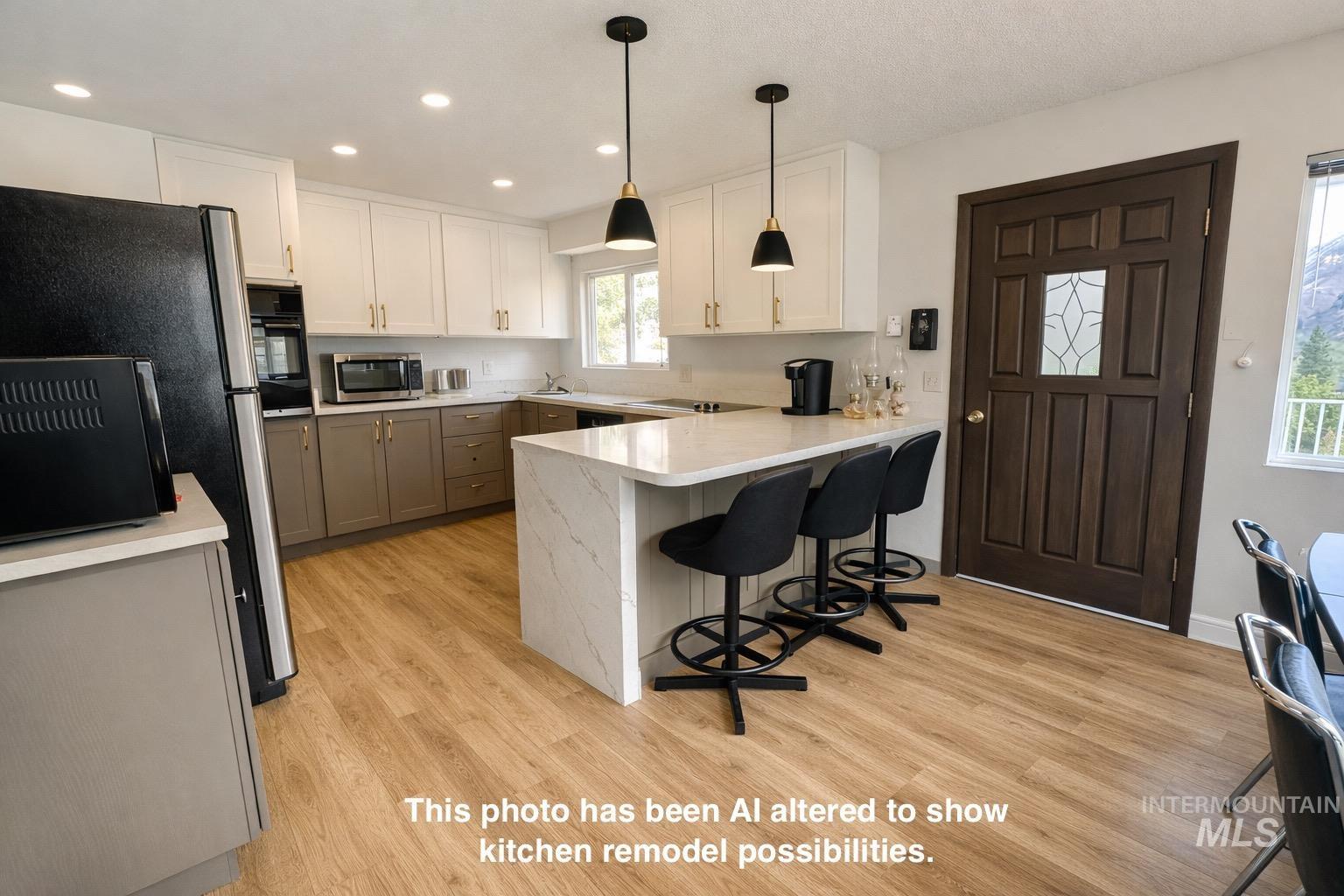 252 Wingfield Ln, White Bird, Idaho 83554, 3 Bedrooms, 2 Bathrooms, Residential For Sale, Price $899,900, 98976402