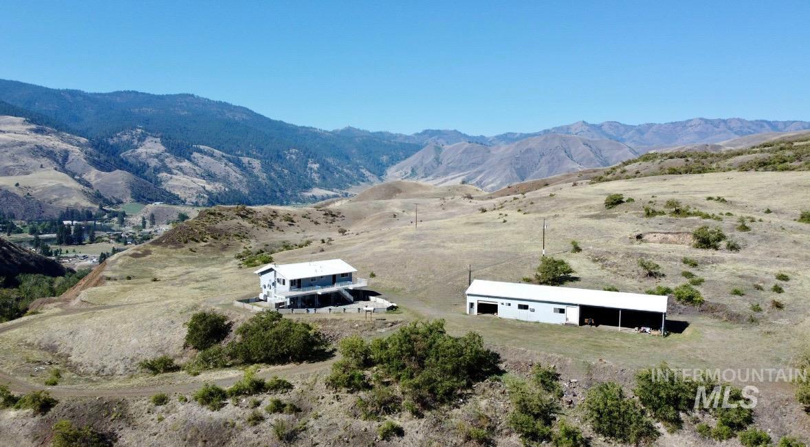 252 Wingfield Ln, White Bird, Idaho 83554, 3 Bedrooms, 2 Bathrooms, Residential For Sale, Price $899,900, 98976402