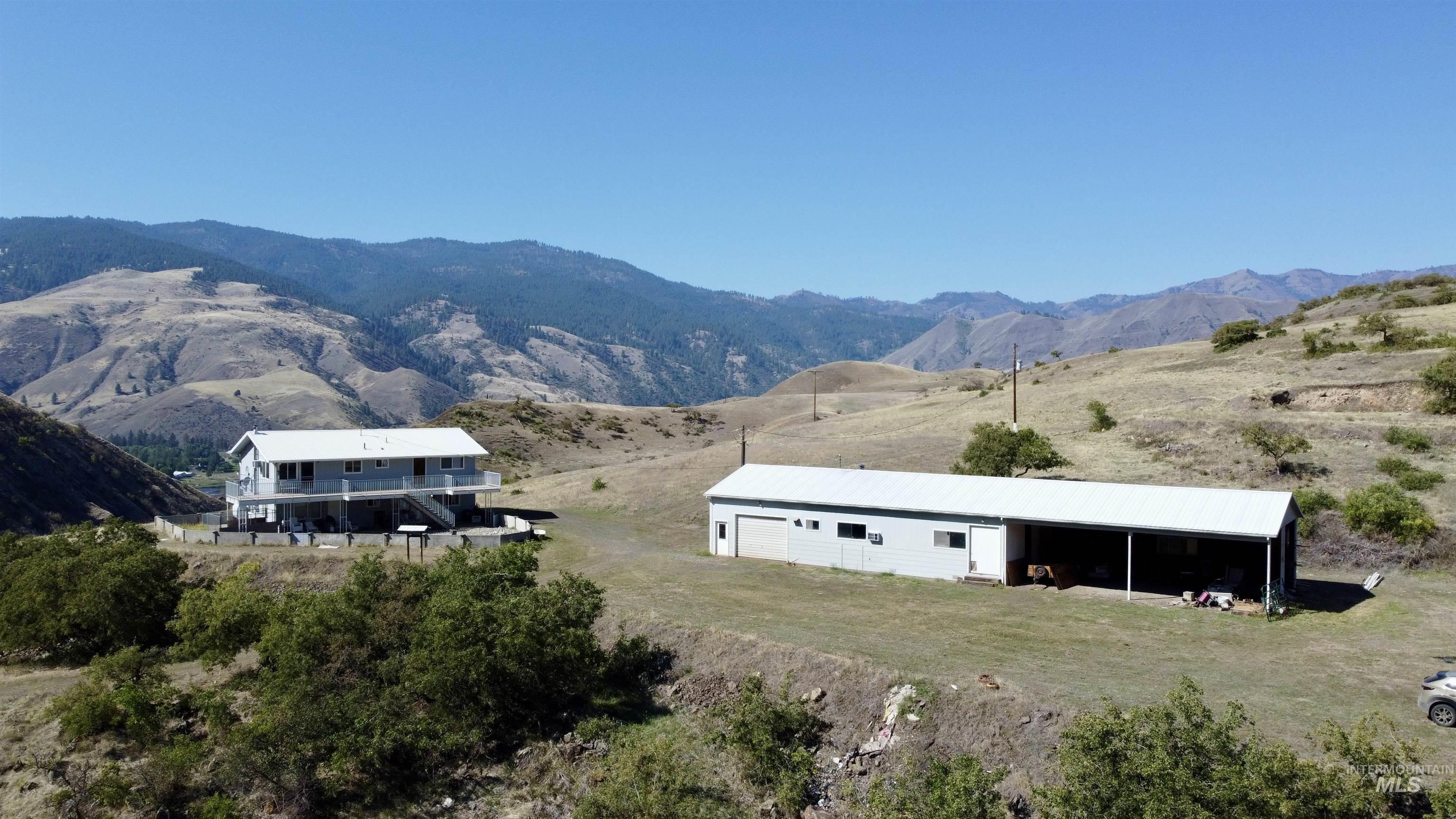 252 Wingfield Ln, White Bird, Idaho 83554, 3 Bedrooms, 2 Bathrooms, Residential For Sale, Price $899,900, 98976402