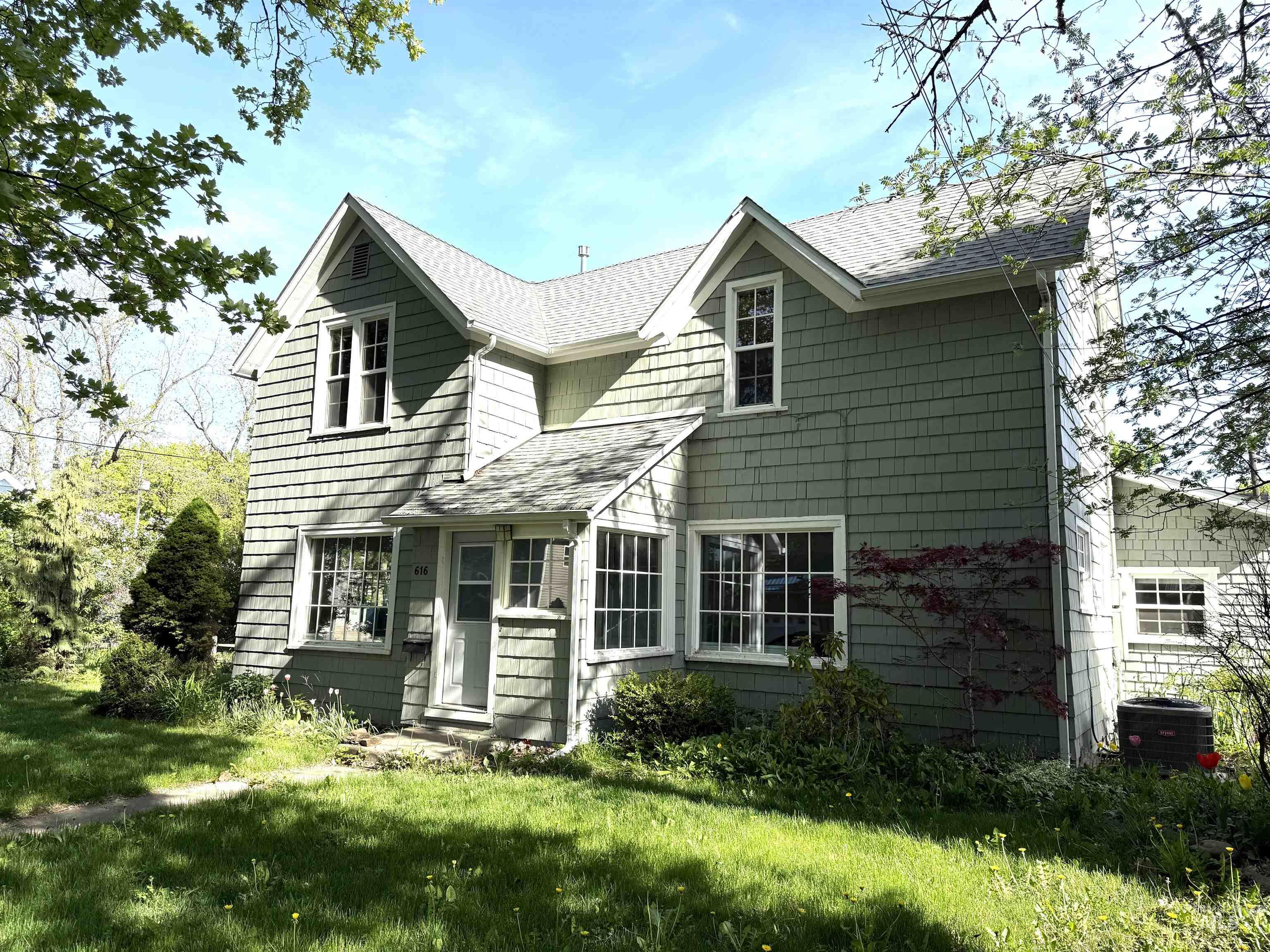 616 E 8th, Moscow, Idaho 83843, 4 Bedrooms, 2 Bathrooms, Residential For Sale, Price $455,000, 98976406