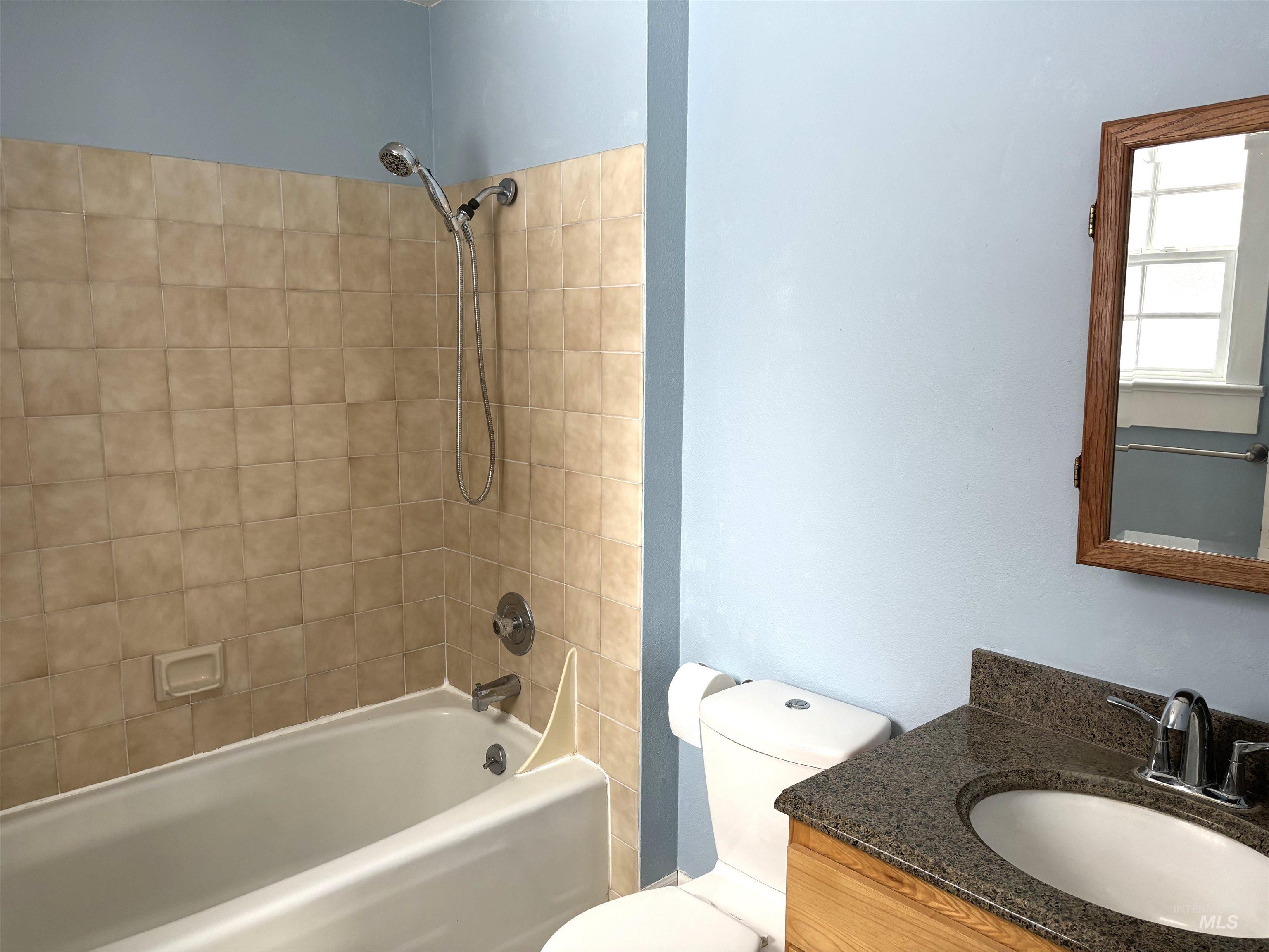 616 E 8th, Moscow, Idaho 83843, 4 Bedrooms, 2 Bathrooms, Residential For Sale, Price $455,000, 98976406