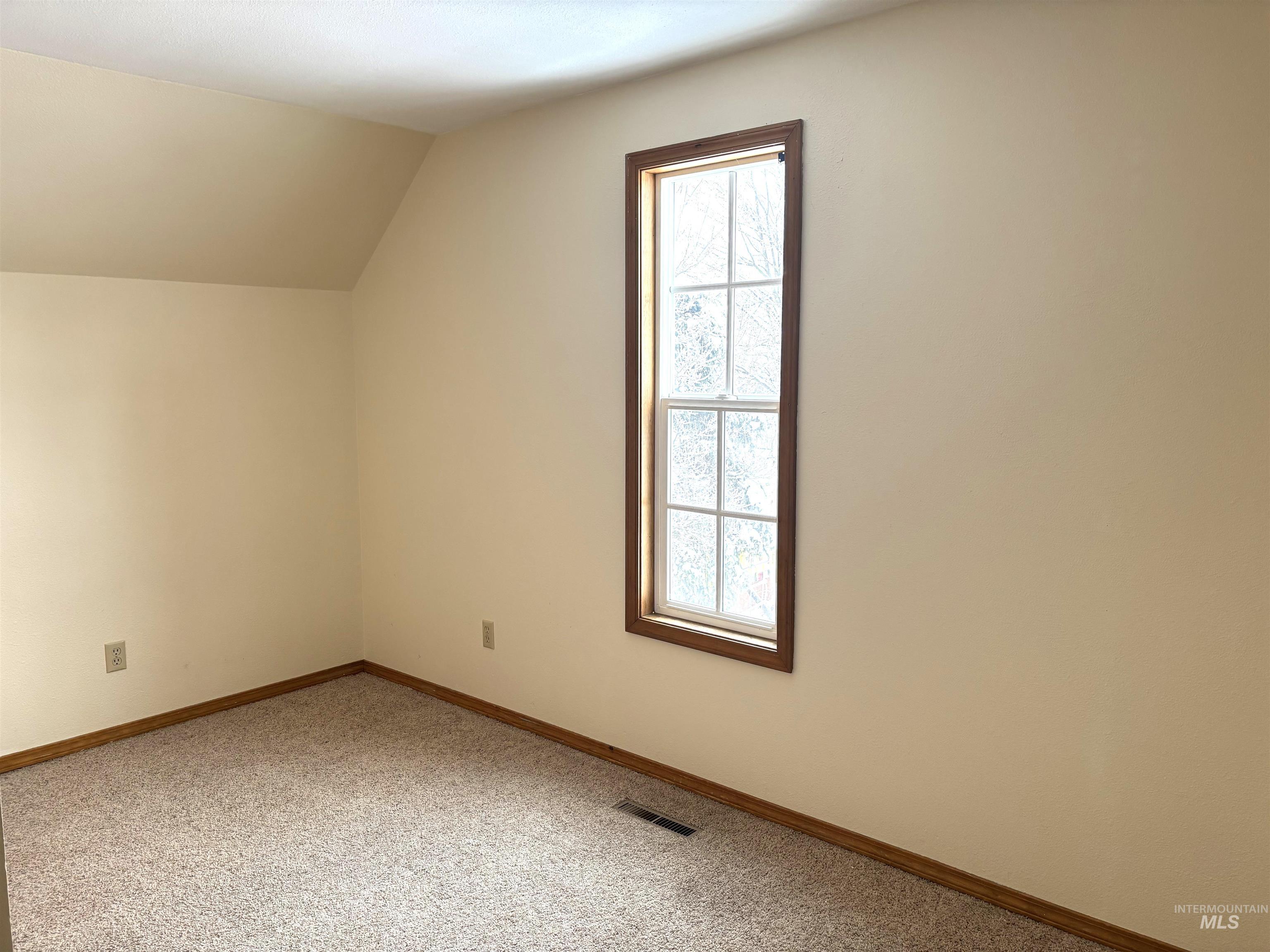 616 E 8th, Moscow, Idaho 83843, 4 Bedrooms, 2 Bathrooms, Residential For Sale, Price $455,000, 98976406