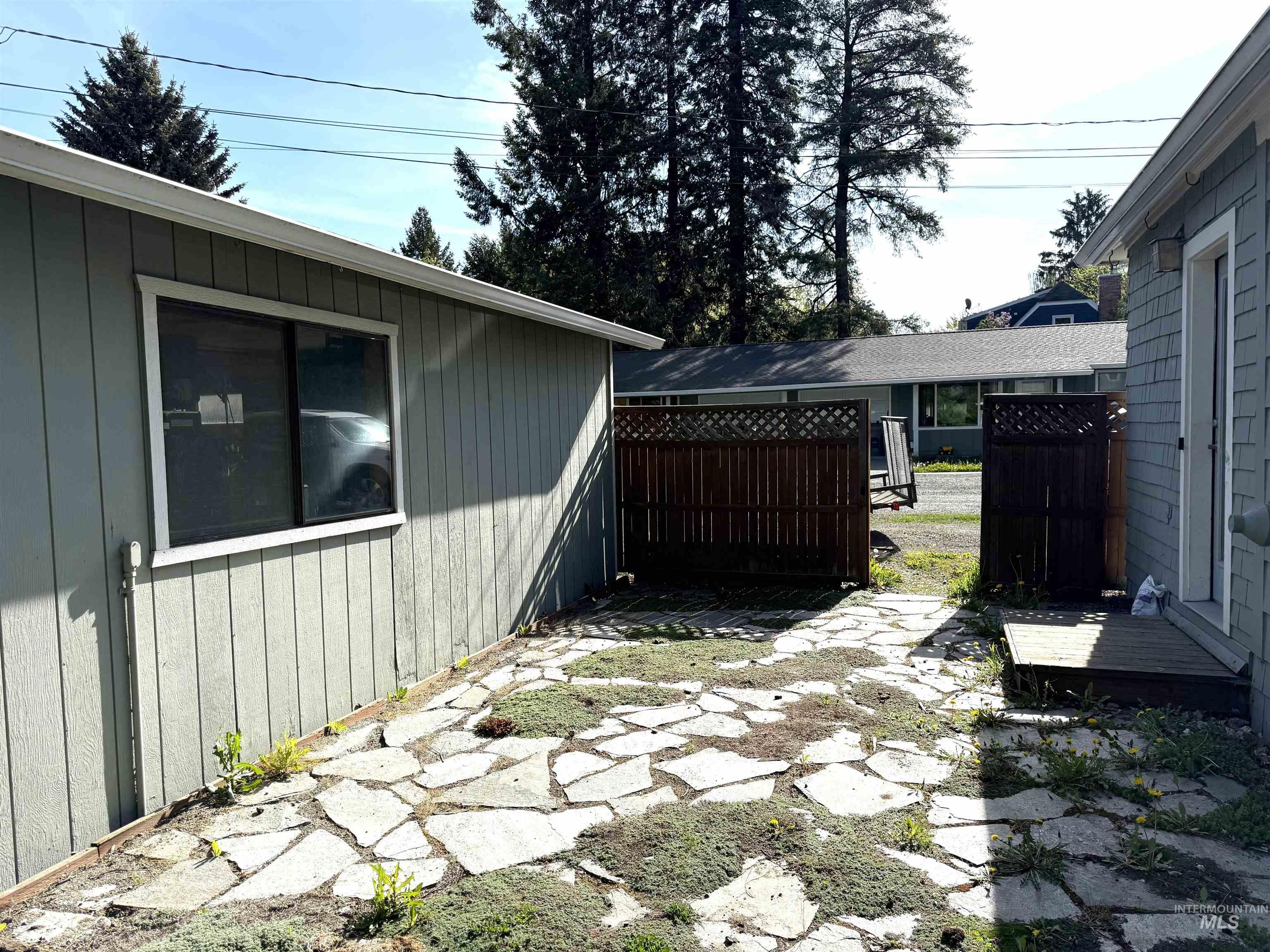 616 E 8th, Moscow, Idaho 83843, 4 Bedrooms, 2 Bathrooms, Residential For Sale, Price $455,000, 98976406