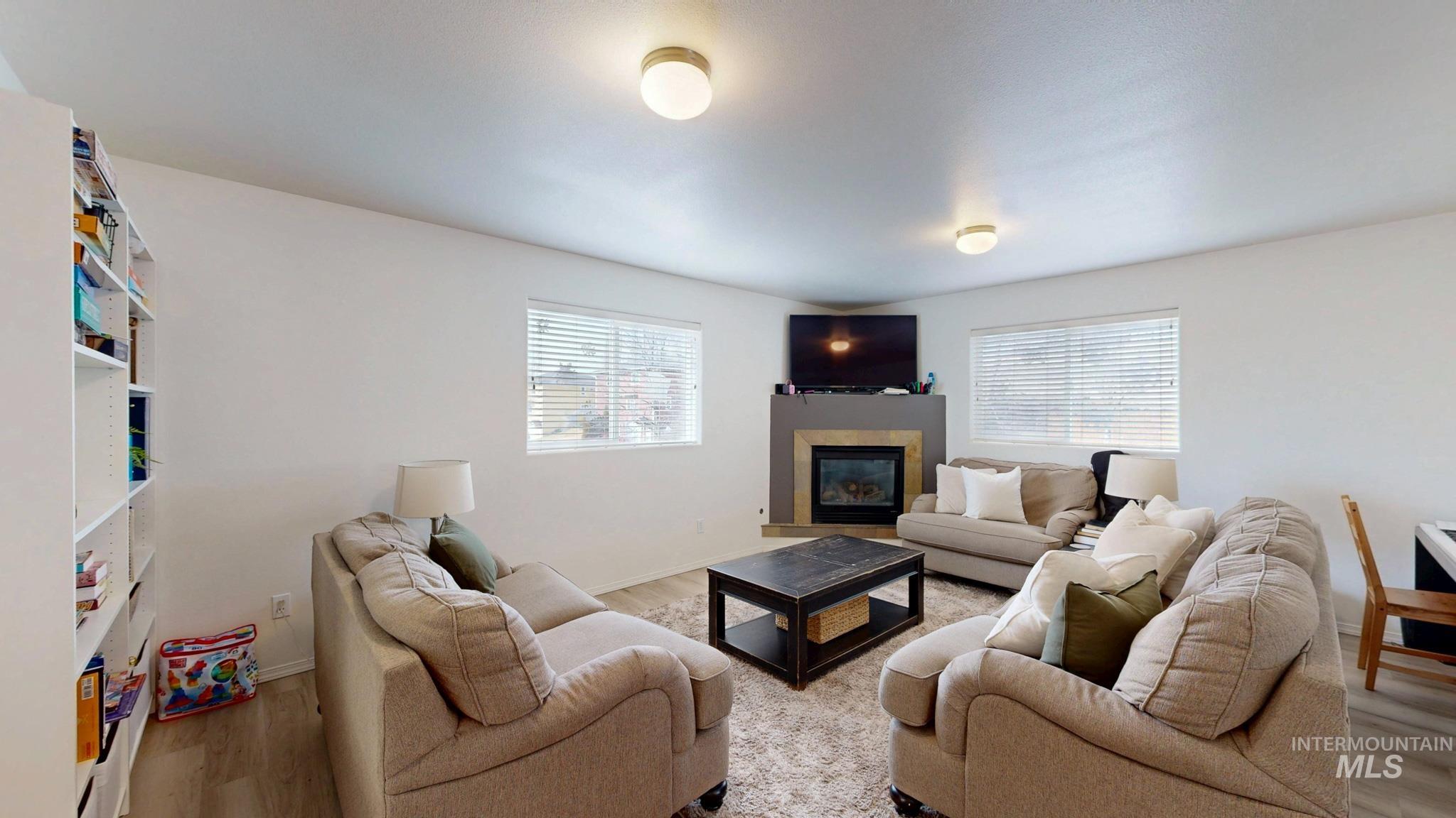 621 Britton Ln, Moscow, Idaho 83843, 4 Bedrooms, 4 Bathrooms, Residential For Sale, Price $439,900, 98976407