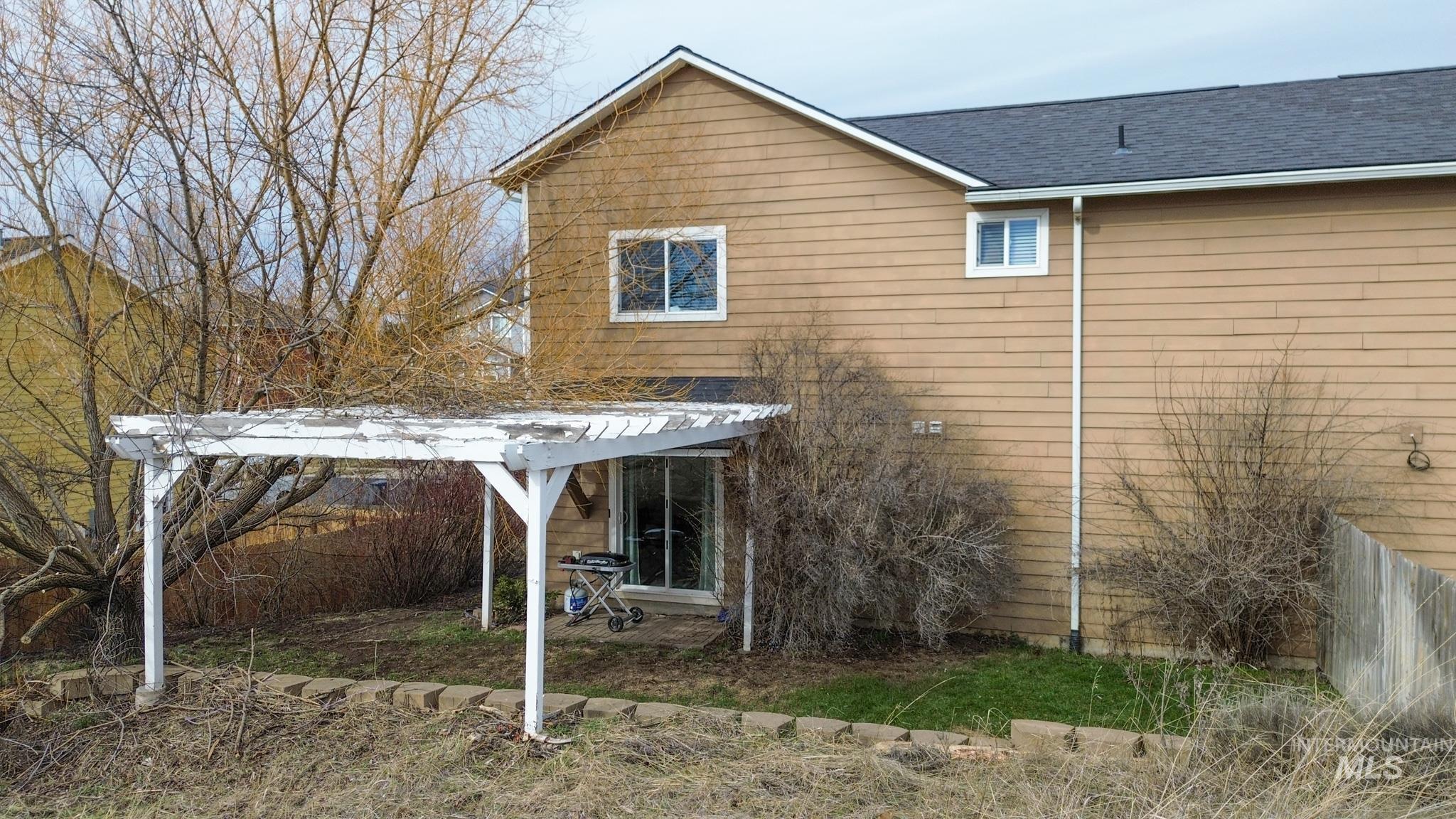 621 Britton Ln, Moscow, Idaho 83843, 4 Bedrooms, 4 Bathrooms, Residential For Sale, Price $439,900, 98976407