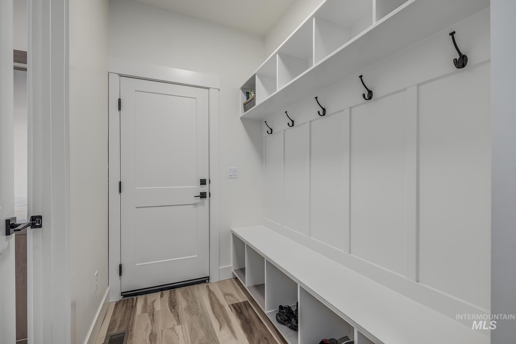 511 Grand Harvest Ave, New Plymouth, Idaho 83655, 4 Bedrooms, 2.5 Bathrooms, Residential For Sale, Price $520,000, 98976408