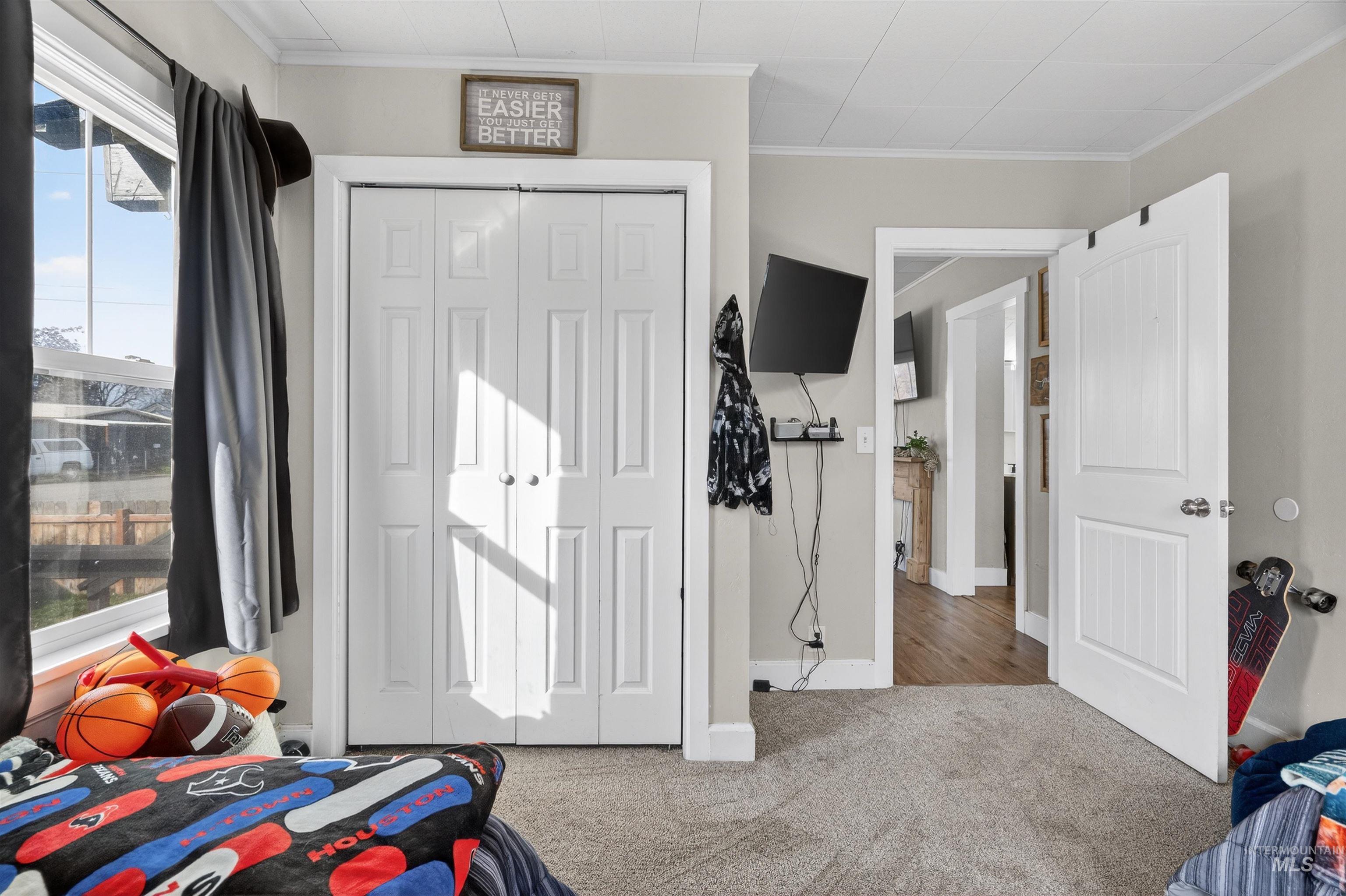 308 Maple, New Plymouth, Idaho 83655, 3 Bedrooms, 2 Bathrooms, Residential For Sale, Price $357,000, 98976412