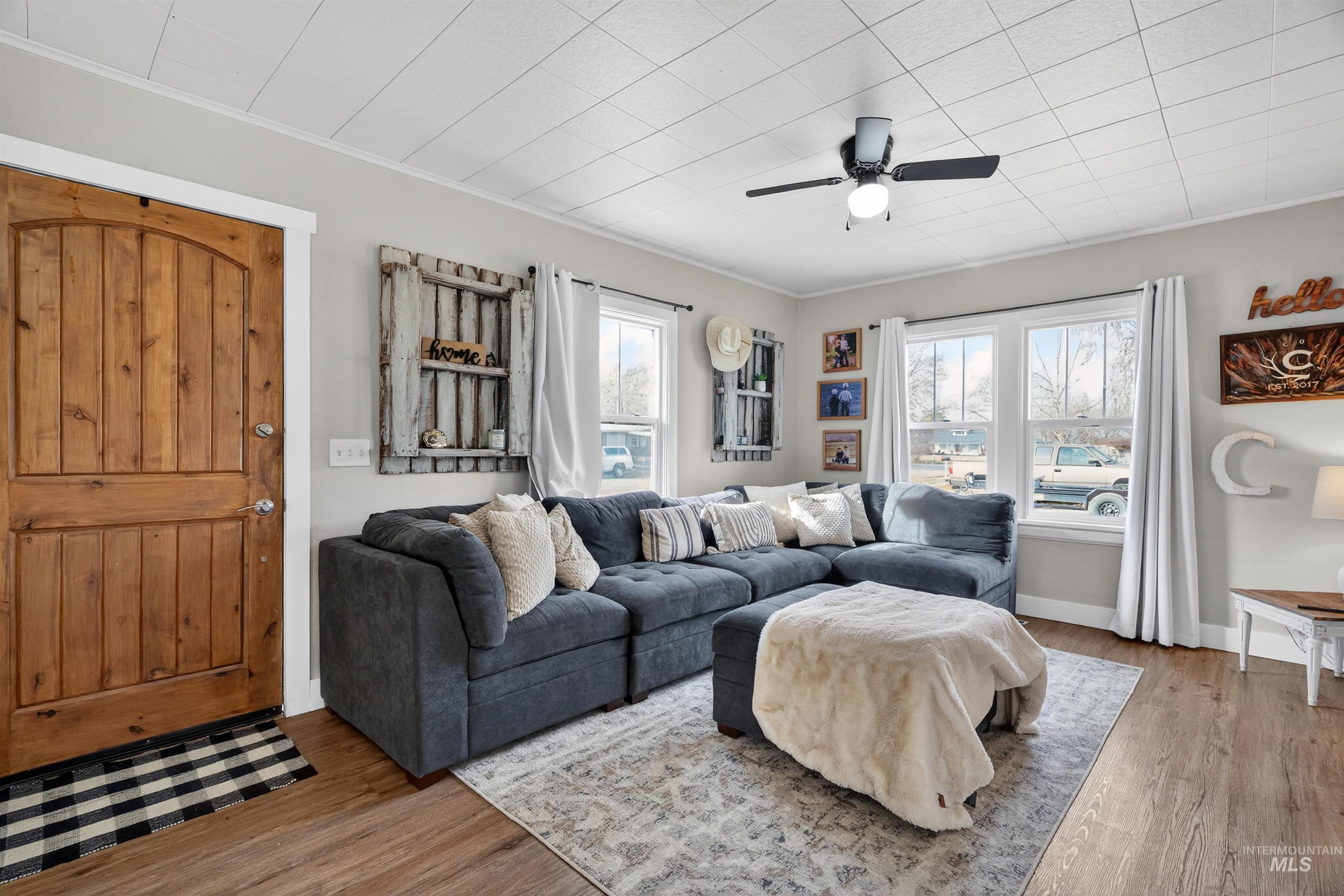 308 Maple, New Plymouth, Idaho 83655, 3 Bedrooms, 2 Bathrooms, Residential For Sale, Price $357,000, 98976412