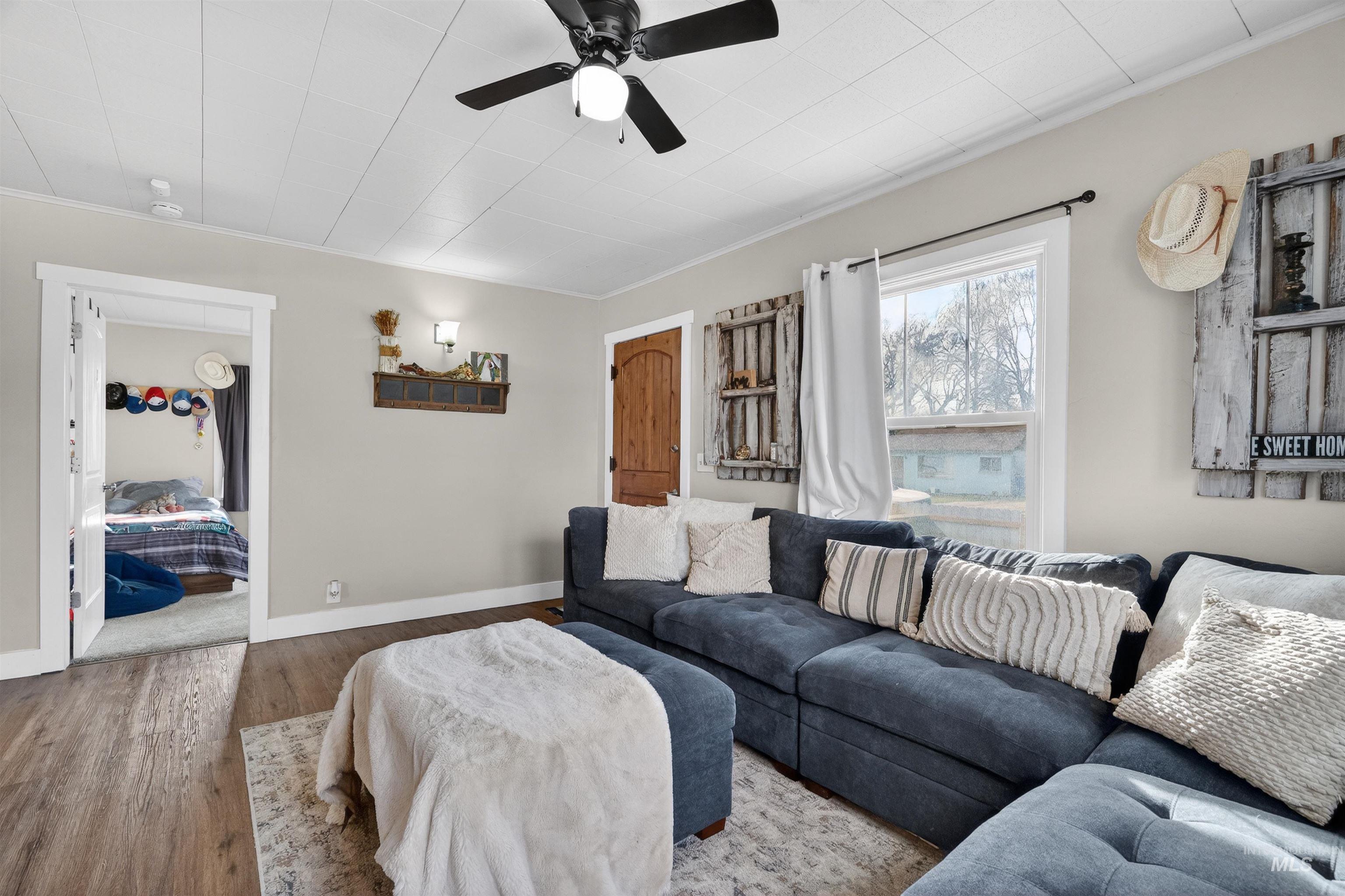 308 Maple, New Plymouth, Idaho 83655, 3 Bedrooms, 2 Bathrooms, Residential For Sale, Price $357,000, 98976412