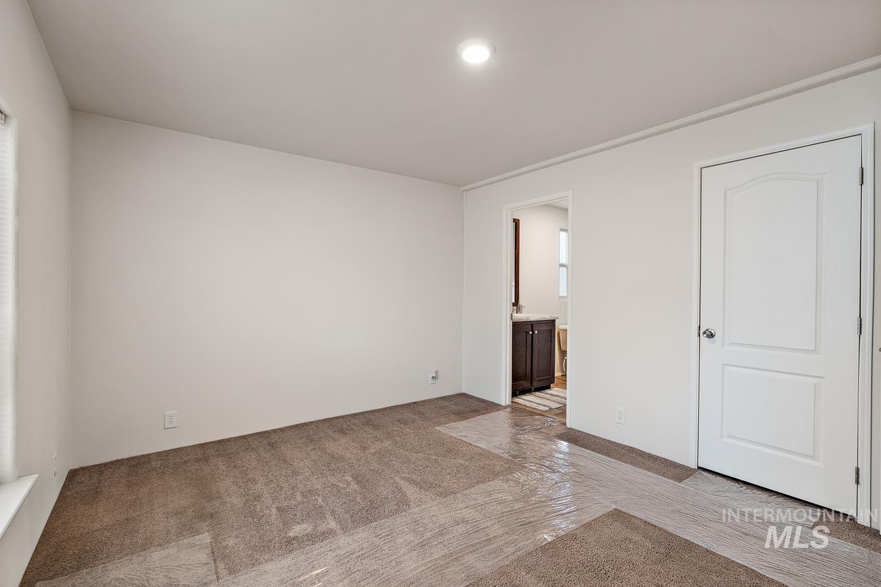 441 W Mesquite St., Boise, Idaho 83713-7918, 4 Bedrooms, 2 Bathrooms, Residential For Sale, Price $145,000, 98976414