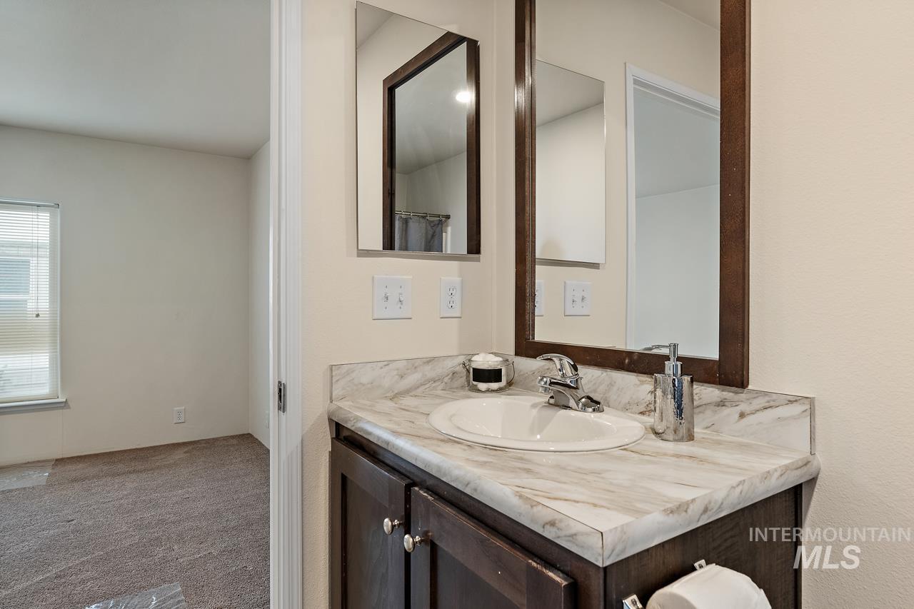 441 W Mesquite St., Boise, Idaho 83713-7918, 4 Bedrooms, 2 Bathrooms, Residential For Sale, Price $145,000, 98976414