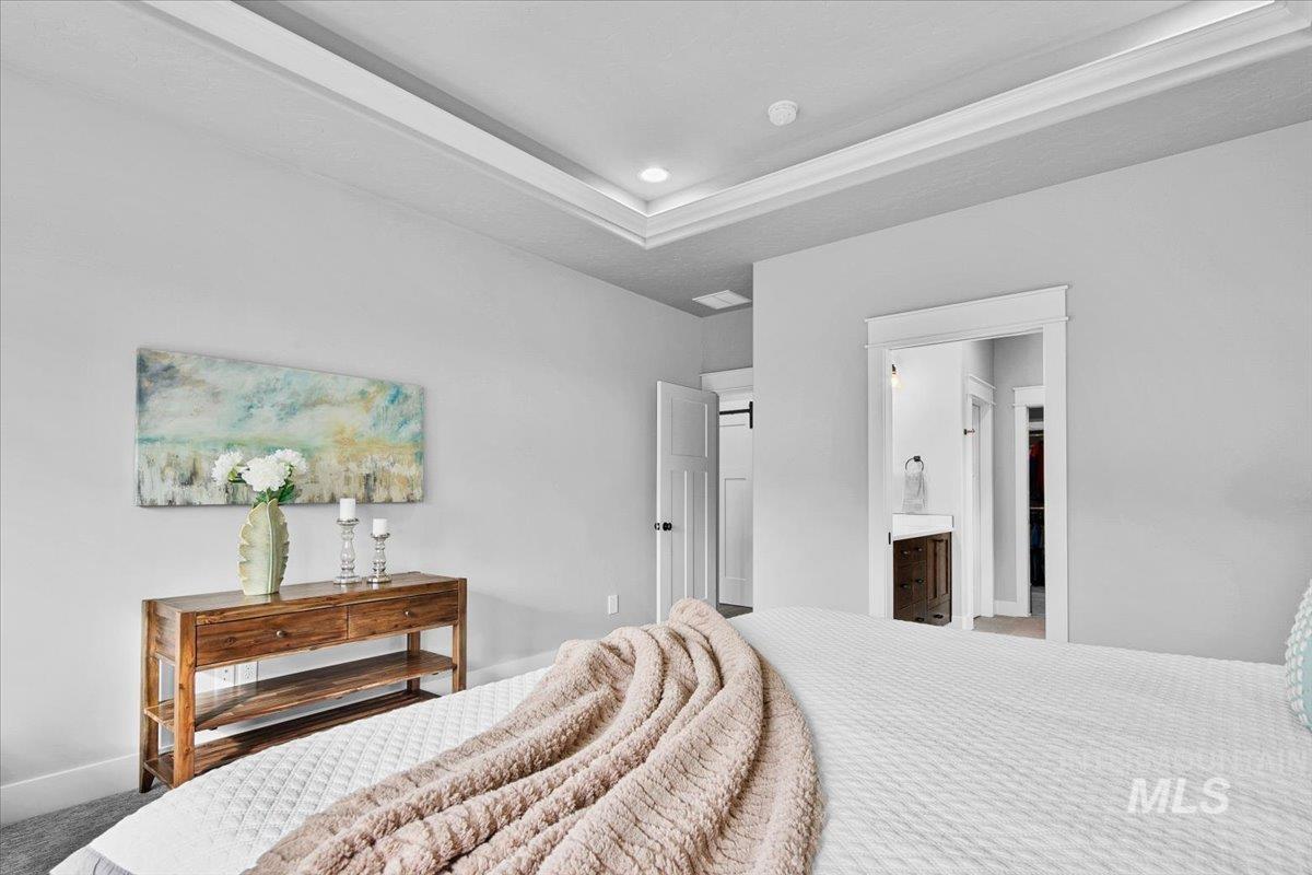 18303 N Tulip Ave., Nampa, Idaho 83687, 3 Bedrooms, 2 Bathrooms, Residential For Sale, Price $635,000,MLS 98976416