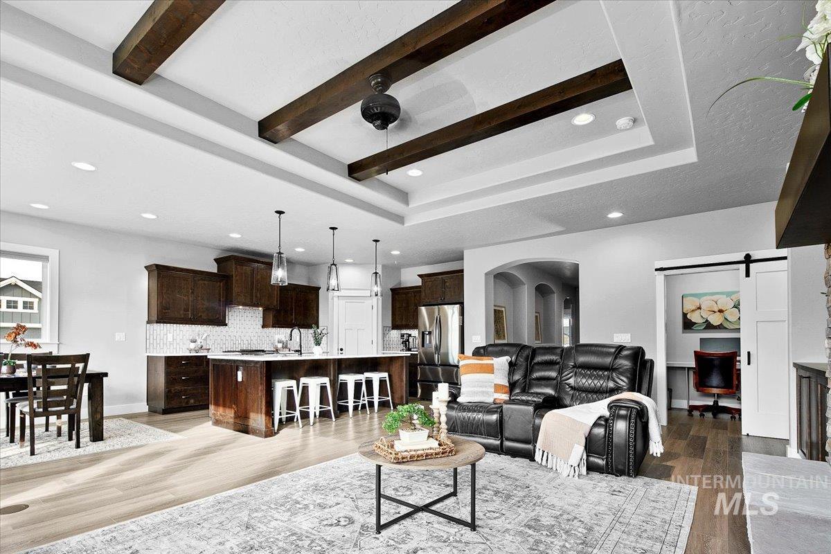 18303 N Tulip Ave., Nampa, Idaho 83687, 3 Bedrooms, 2 Bathrooms, Residential For Sale, Price $635,000,MLS 98976416